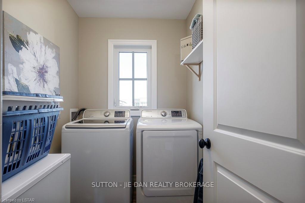 Photo 19 of Unit 3, 555 Sunningdale Road E, London, North B — HOMEH