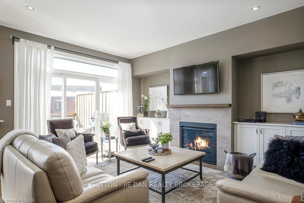 Photo 32 of Unit 3, 555 Sunningdale Road E, London, North B — HOMEH