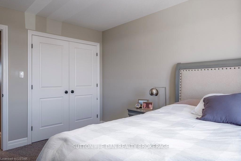 Photo 43 of Unit 3, 555 Sunningdale Road E, London, North B — HOMEH