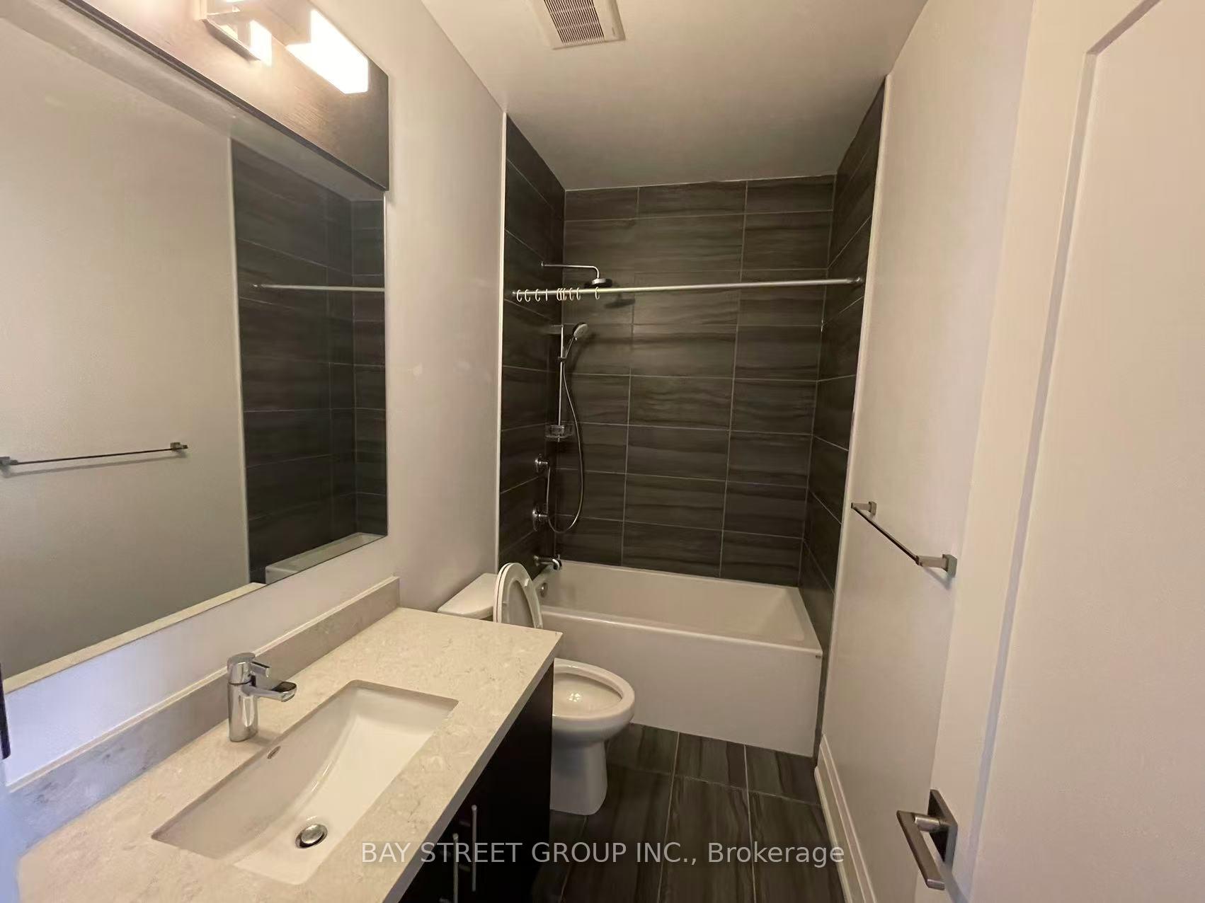Photo 34 of 37 Gandhi Lane, Markham, Commerce Valley — HOMEH
