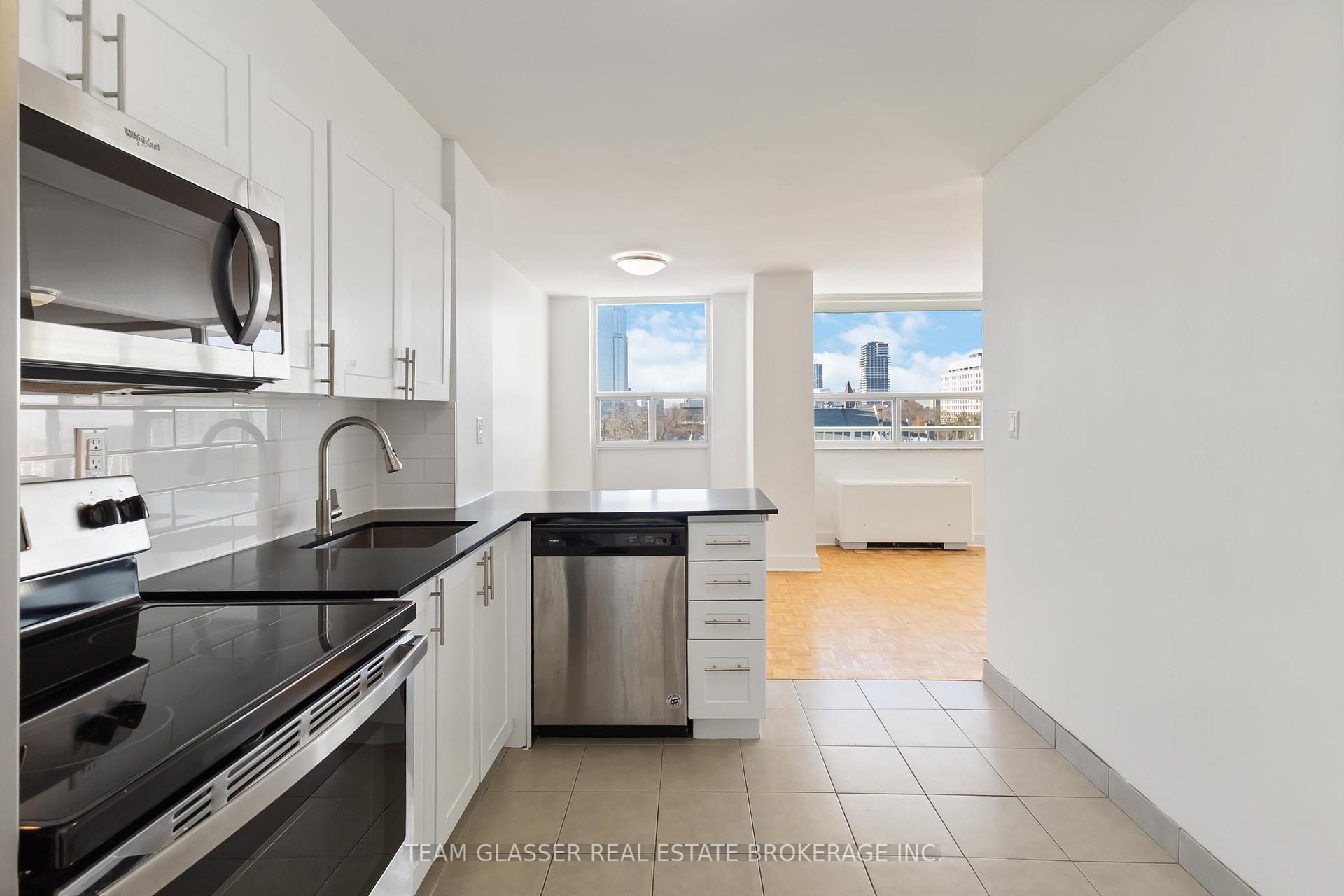Photo 11 of Unit 801, 396 Queens Avenue, London, East F — HOMEH