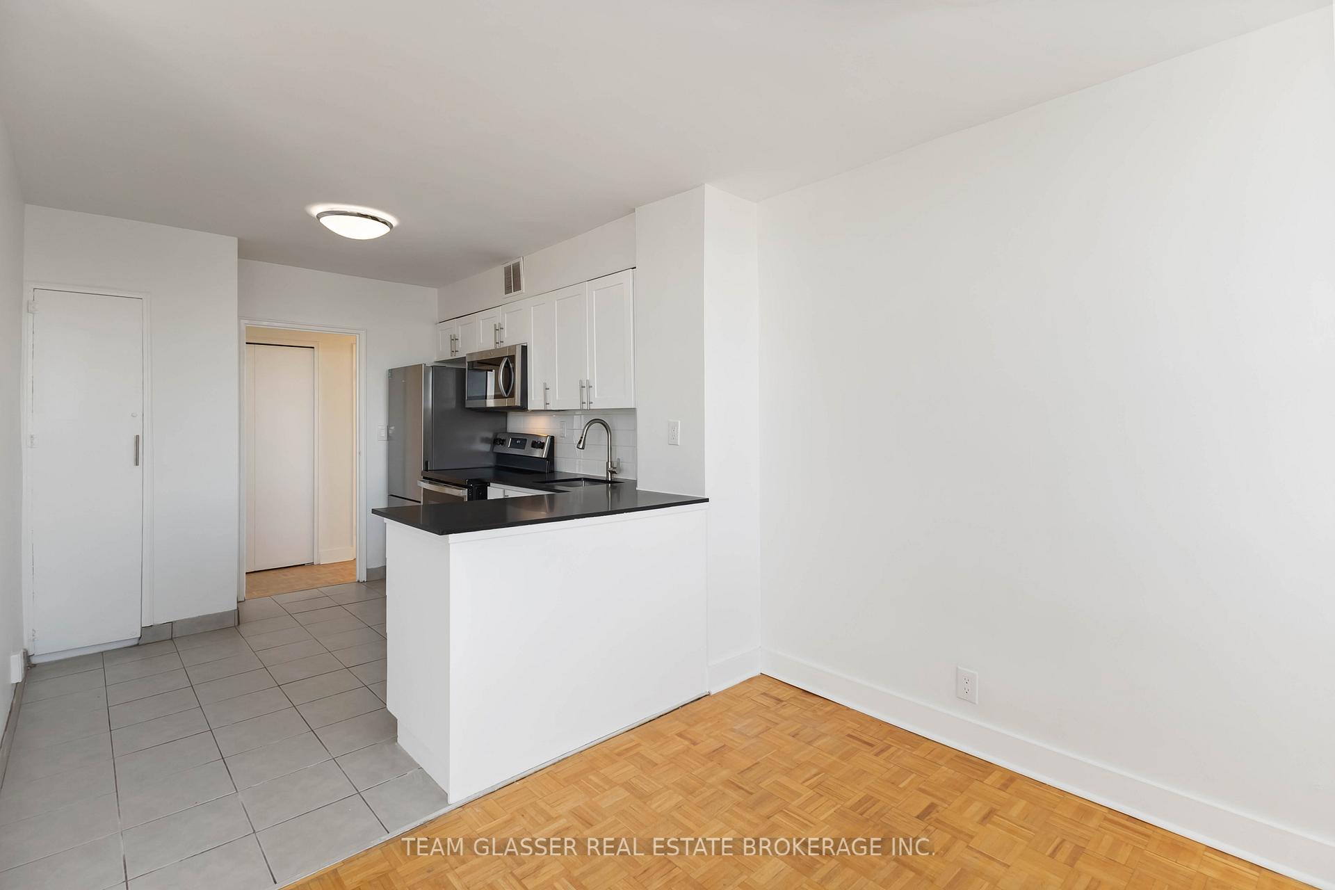 Photo 14 of Unit 801, 396 Queens Avenue, London, East F — HOMEH