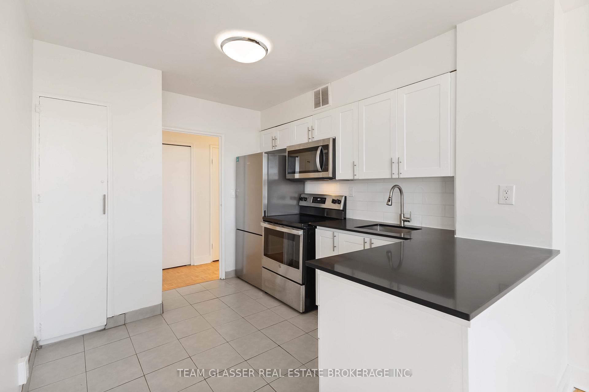 Photo 16 of Unit 801, 396 Queens Avenue, London, East F — HOMEH