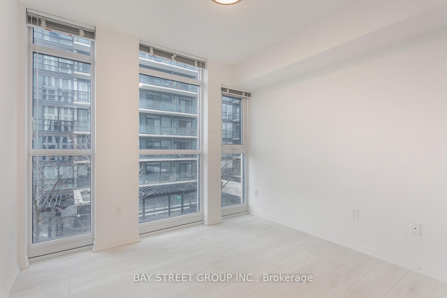 Photo 4 of Unit 1615, 400 Adelaide Street E, Toronto, Moss Park — HOMEH