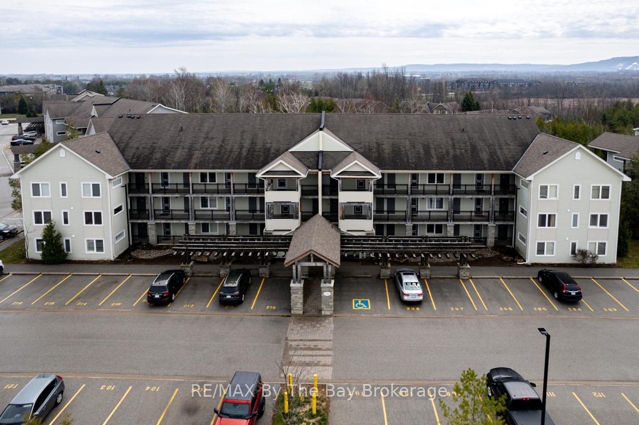 Photo 22 of Unit 206, 6 Brandy Lane Drive, Collingwood — HOMEH