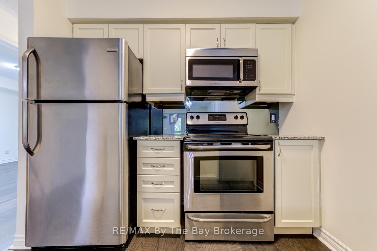Photo 36 of Unit 206, 6 Brandy Lane Drive, Collingwood — HOMEH