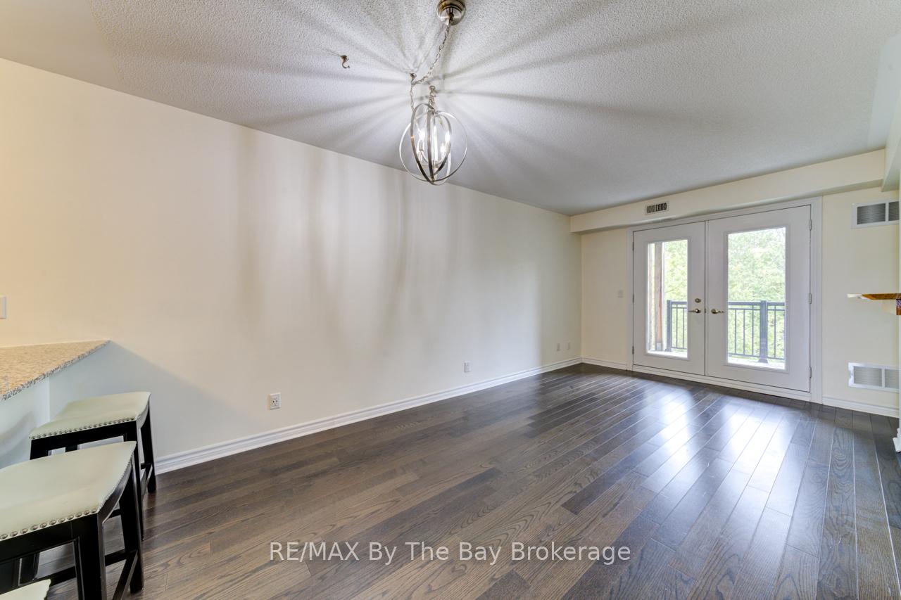 Photo 9 of Unit 206, 6 Brandy Lane Drive, Collingwood — HOMEH