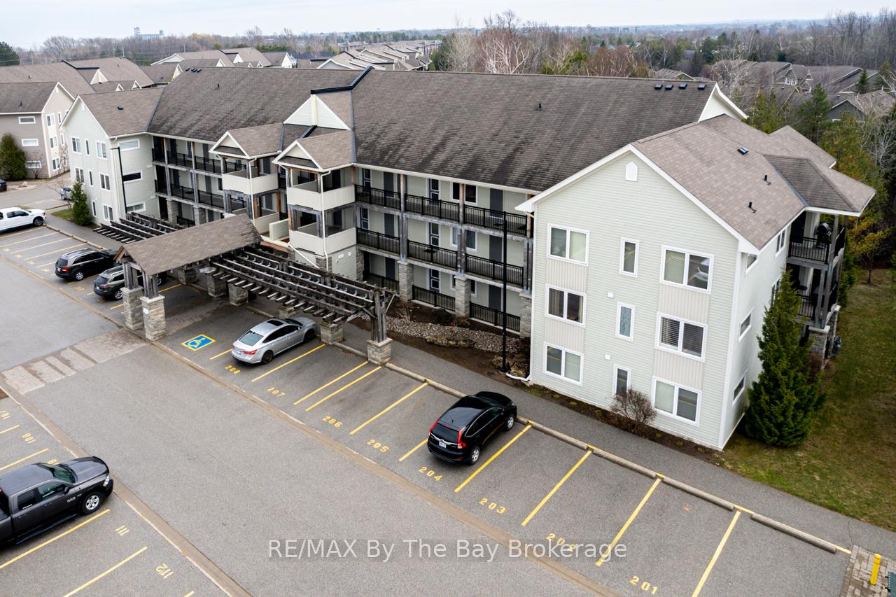 Photo 81 of Unit 206, 6 Brandy Lane Drive, Collingwood — HOMEH