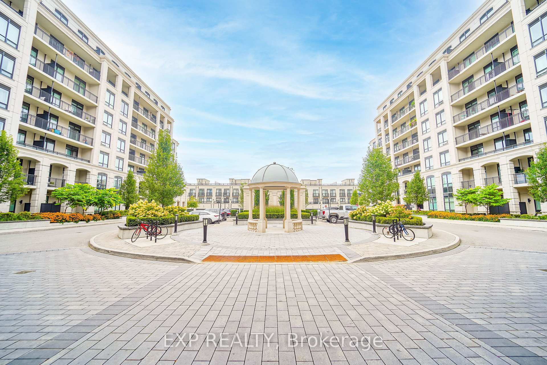 Photo 3 of Unit 707W, 268 Buchanan Drive, Markham, Unionville — HOMEH