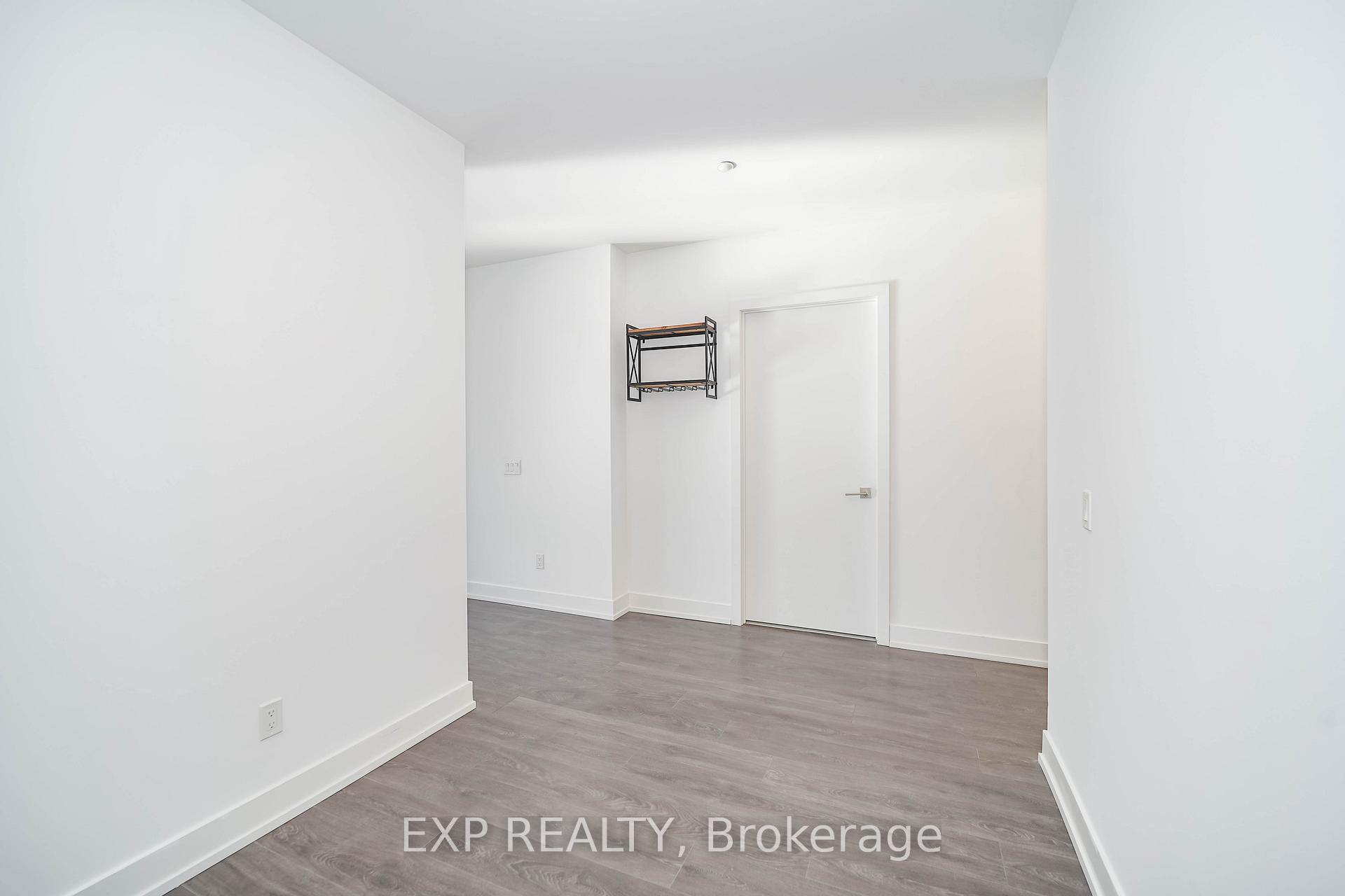 Photo 5 of Unit 707W, 268 Buchanan Drive, Markham, Unionville — HOMEH