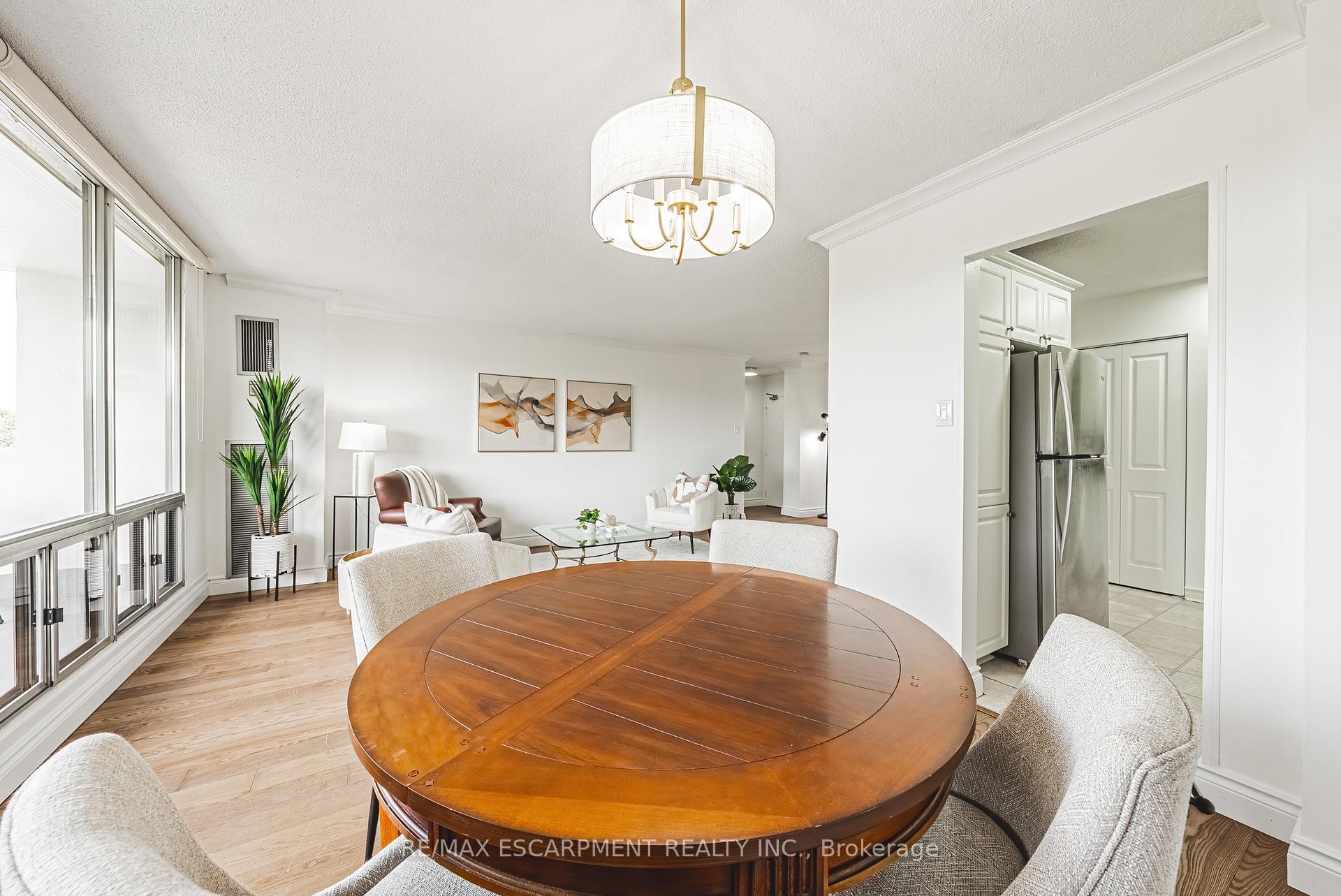 Photo 7 of Unit 509, 2055 Upper Middle Road, Burlington, Brant Hills — HOMEH