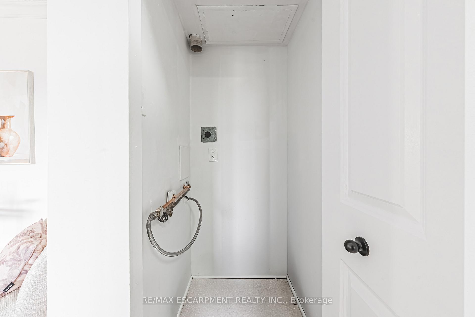 Photo 10 of Unit 509, 2055 Upper Middle Road, Burlington, Brant Hills — HOMEH