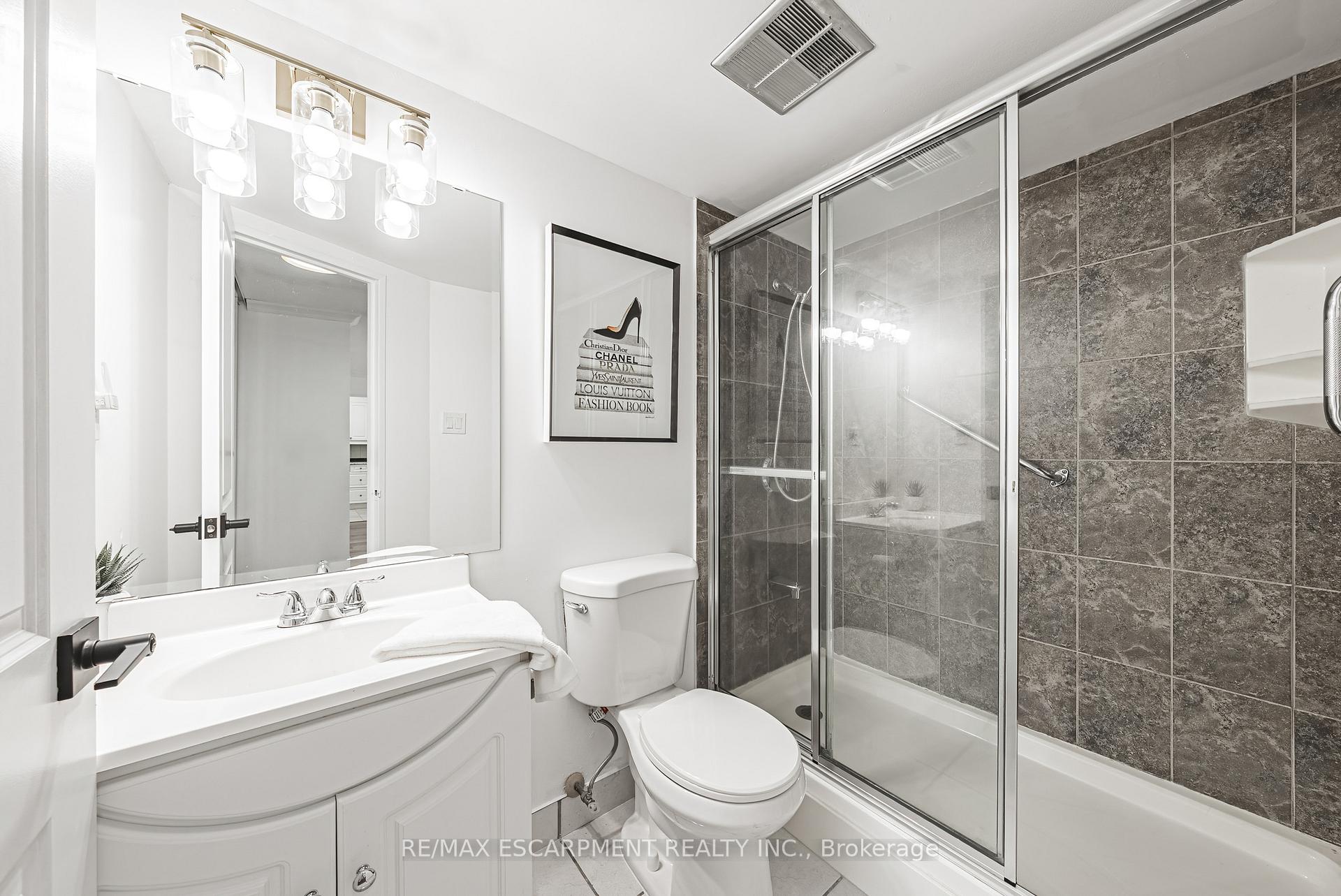 Photo 12 of Unit 509, 2055 Upper Middle Road, Burlington, Brant Hills — HOMEH