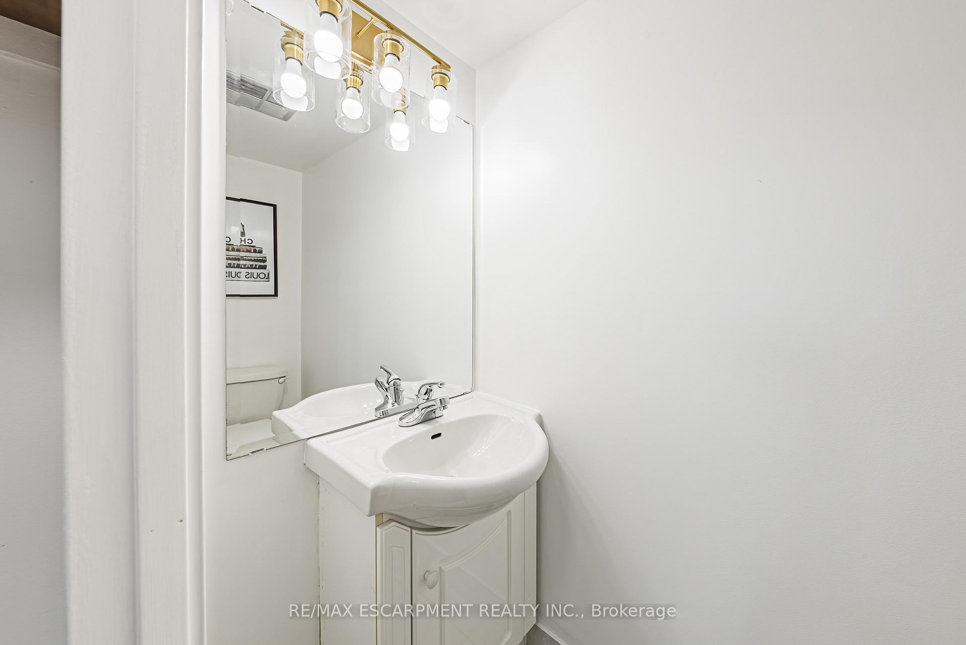 Photo 16 of Unit 509, 2055 Upper Middle Road, Burlington, Brant Hills — HOMEH
