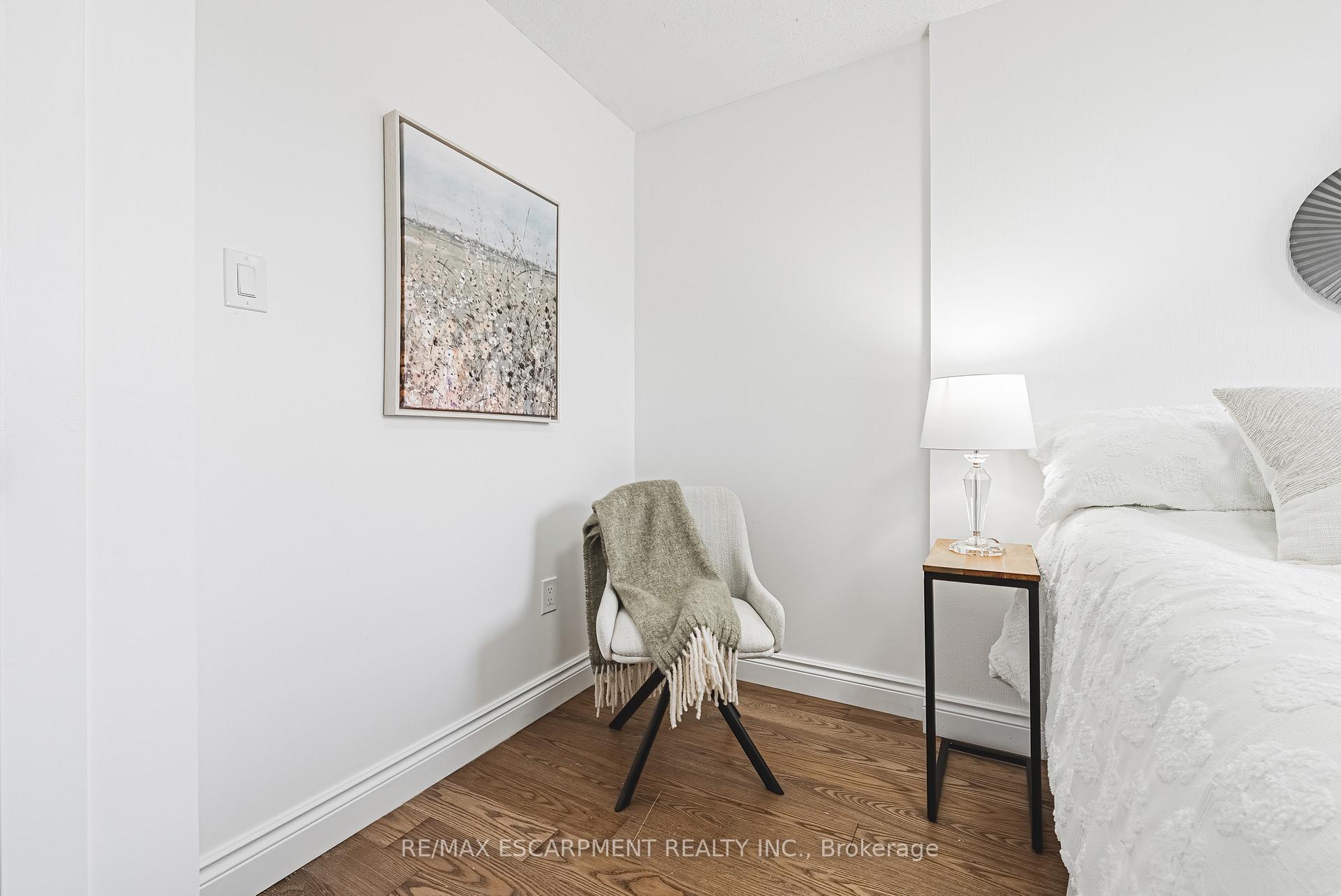Photo 18 of Unit 509, 2055 Upper Middle Road, Burlington, Brant Hills — HOMEH