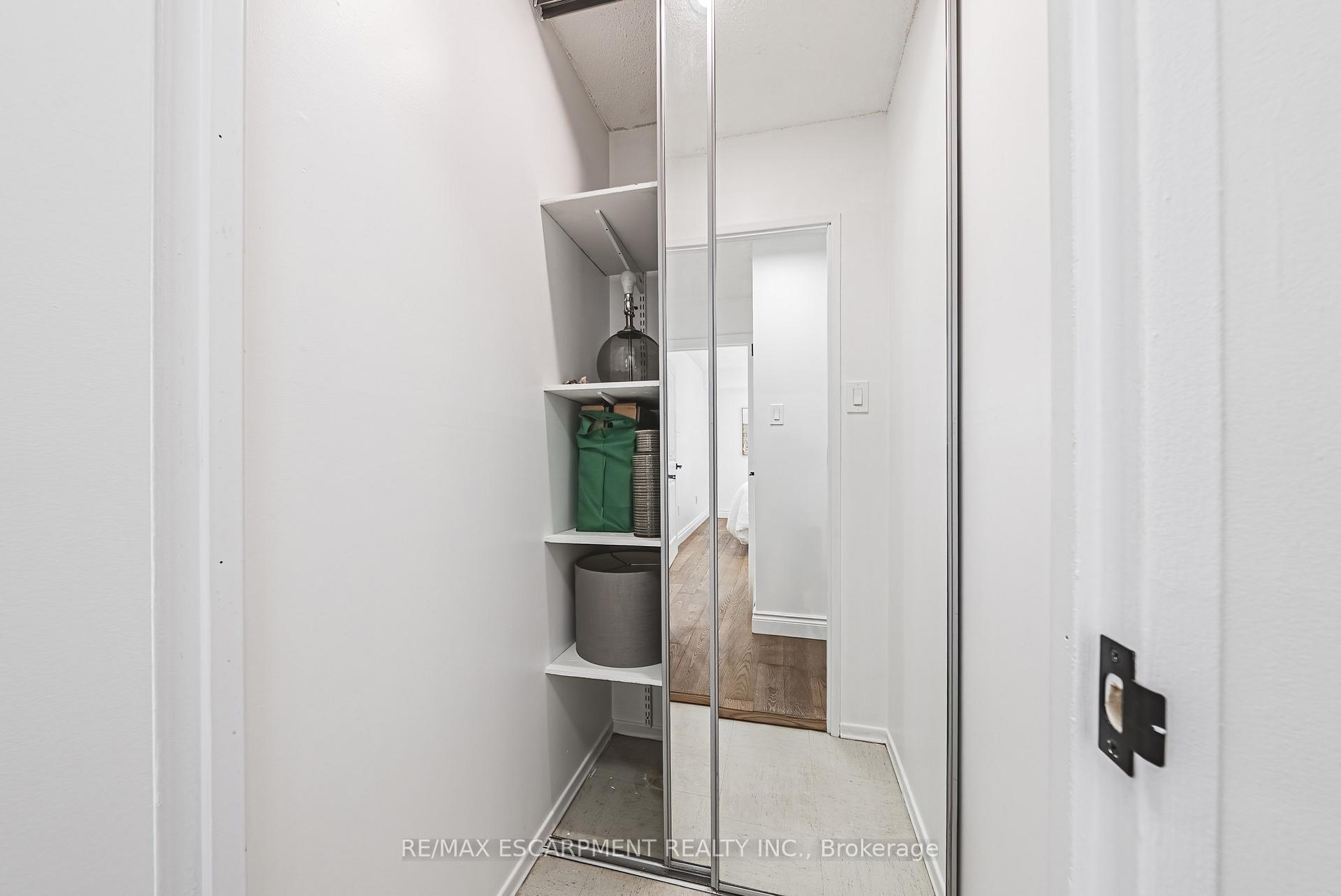 Photo 19 of Unit 509, 2055 Upper Middle Road, Burlington, Brant Hills — HOMEH