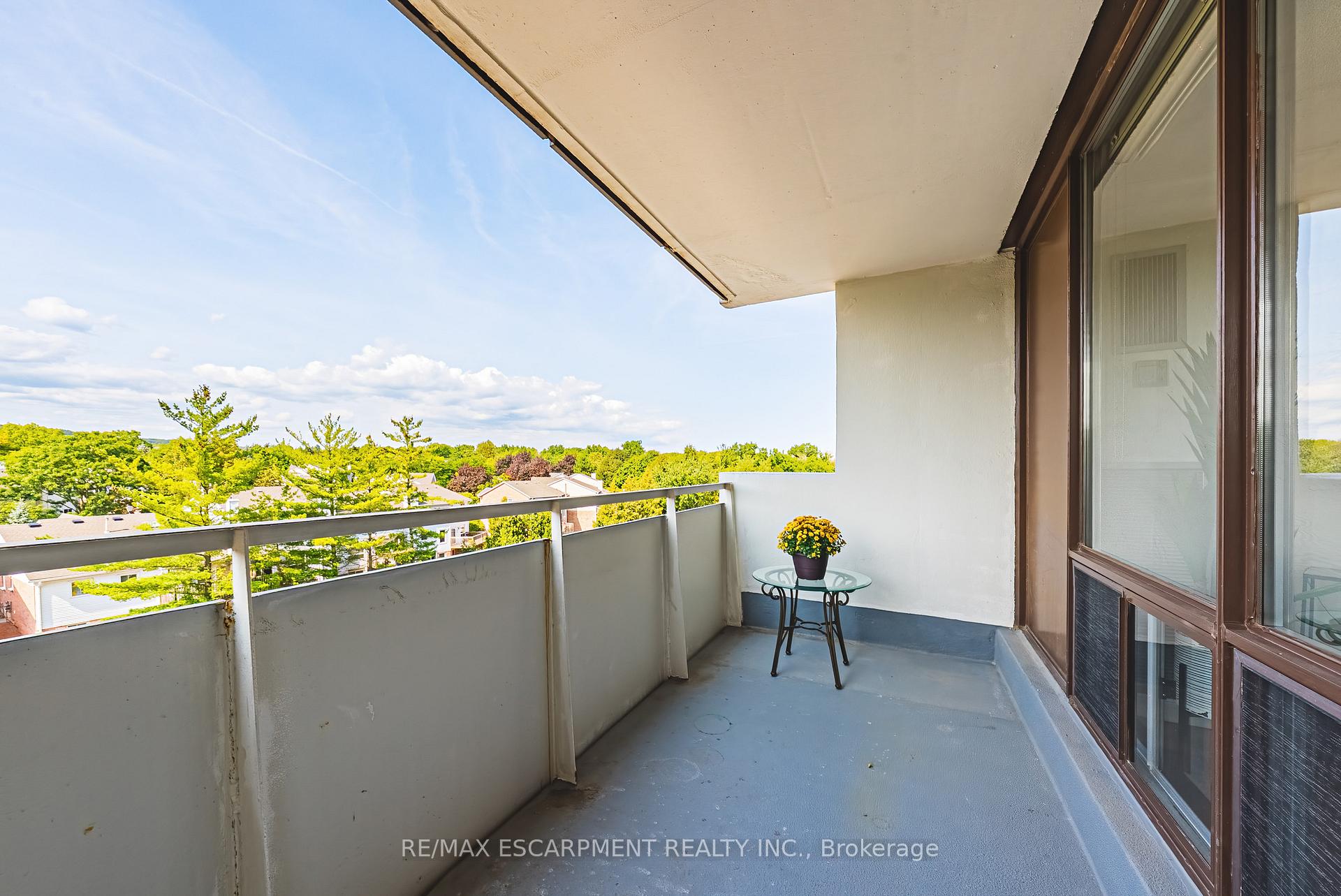Photo 20 of Unit 509, 2055 Upper Middle Road, Burlington, Brant Hills — HOMEH