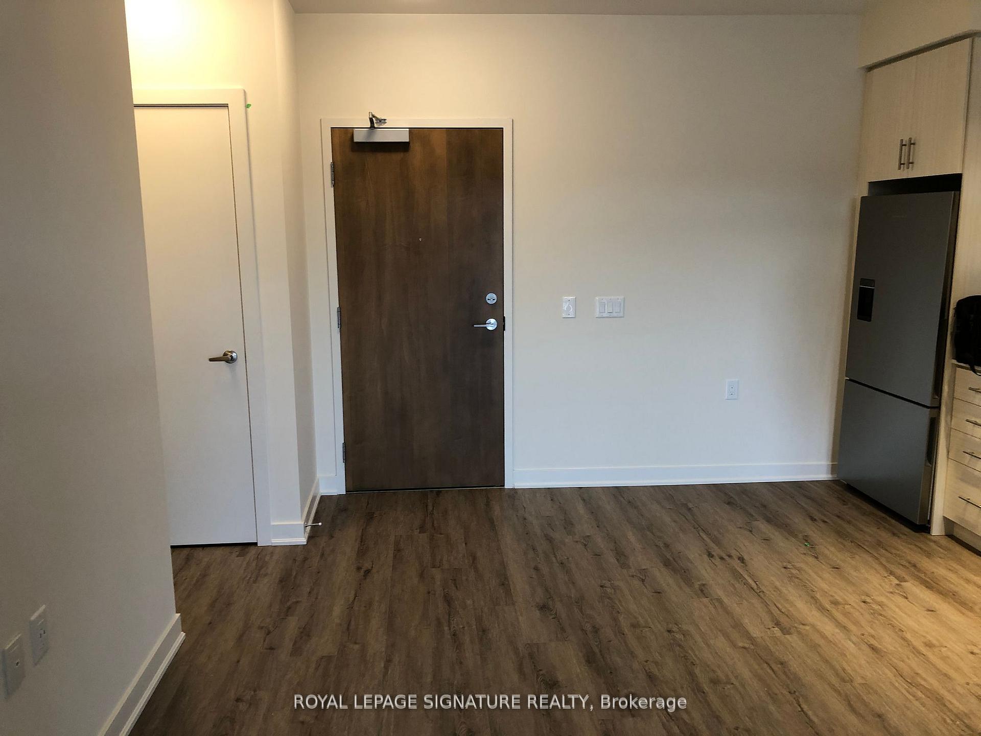 Photo 5 of Unit 404, 340 Plains Road E, Burlington, LaSalle — HOMEH