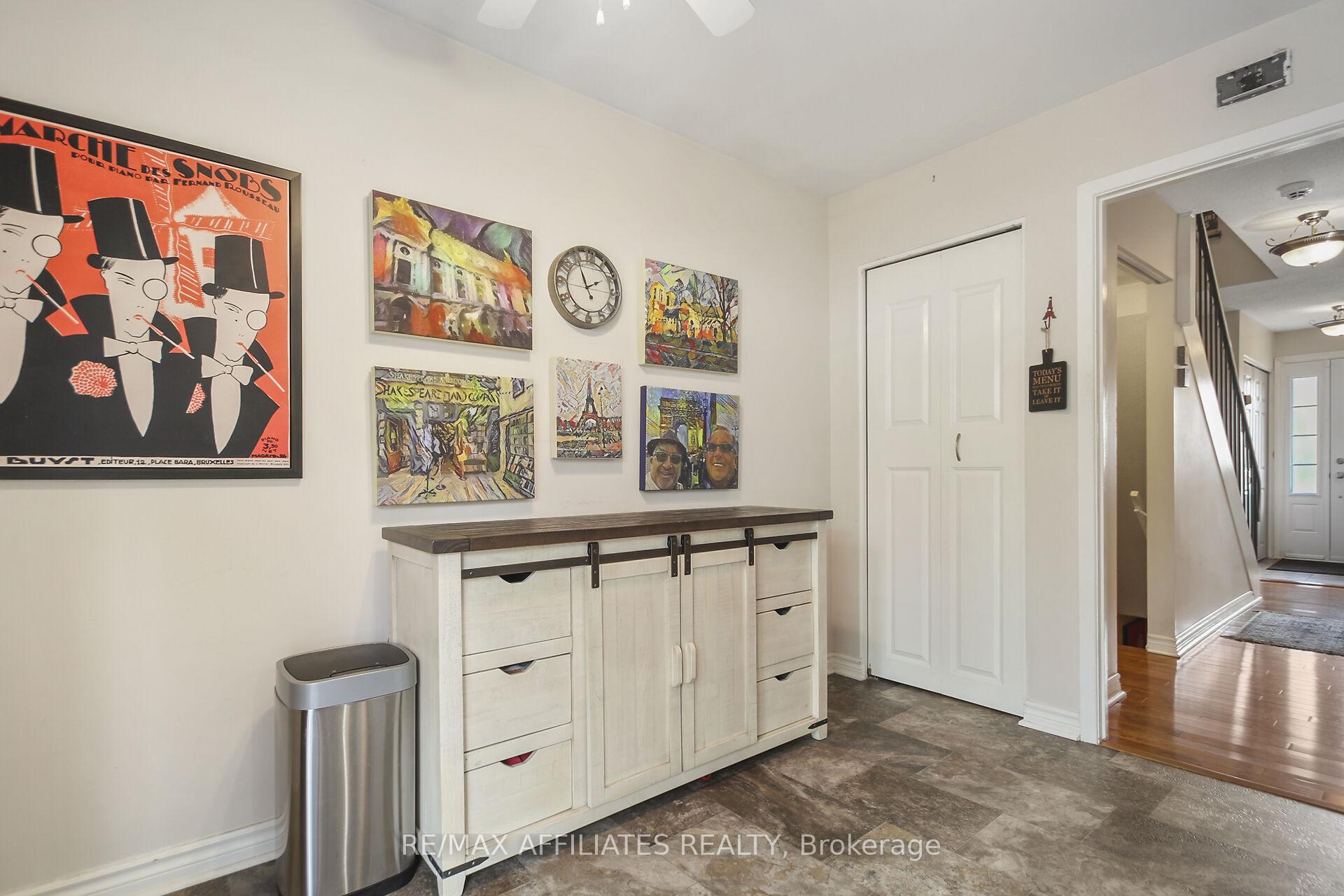 Photo 14 of 1065 Meadowlands Drive, Ottawa, Carleton Square — HOMEH
