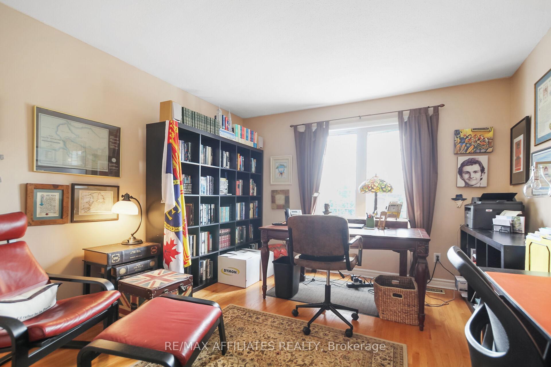 Photo 21 of 1065 Meadowlands Drive, Ottawa, Carleton Square — HOMEH