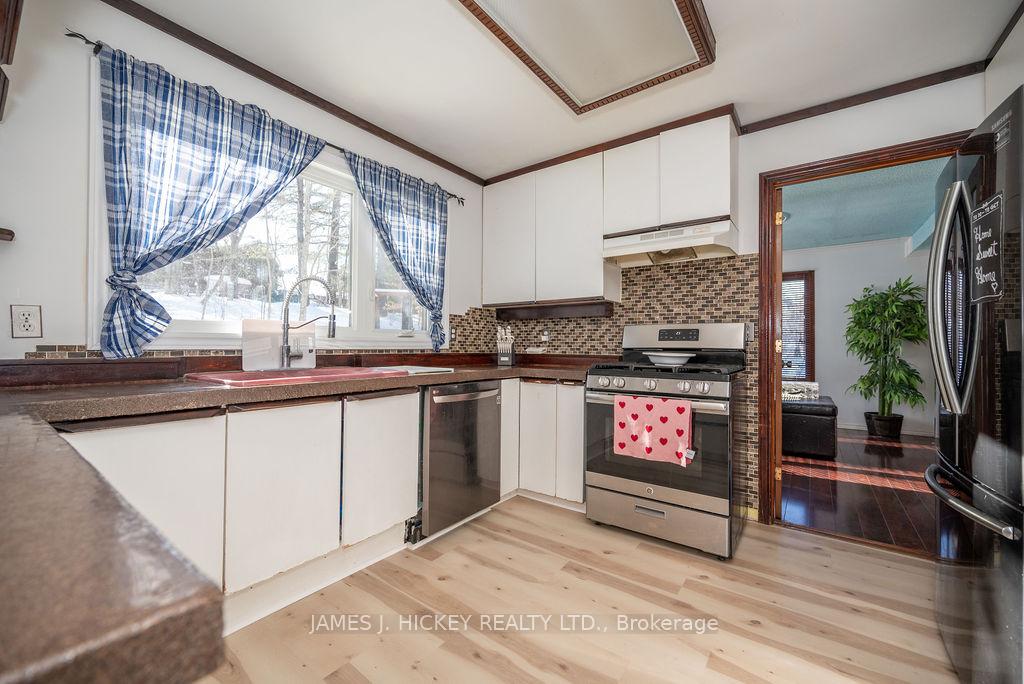 Photo 6 of 38 Chadwick Drive, Deep River, Deep River — HOMEH