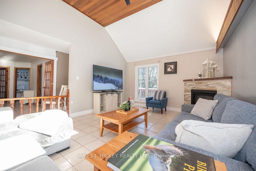 Photo 10 of 38 Chadwick Drive, Deep River, Deep River — HOMEH