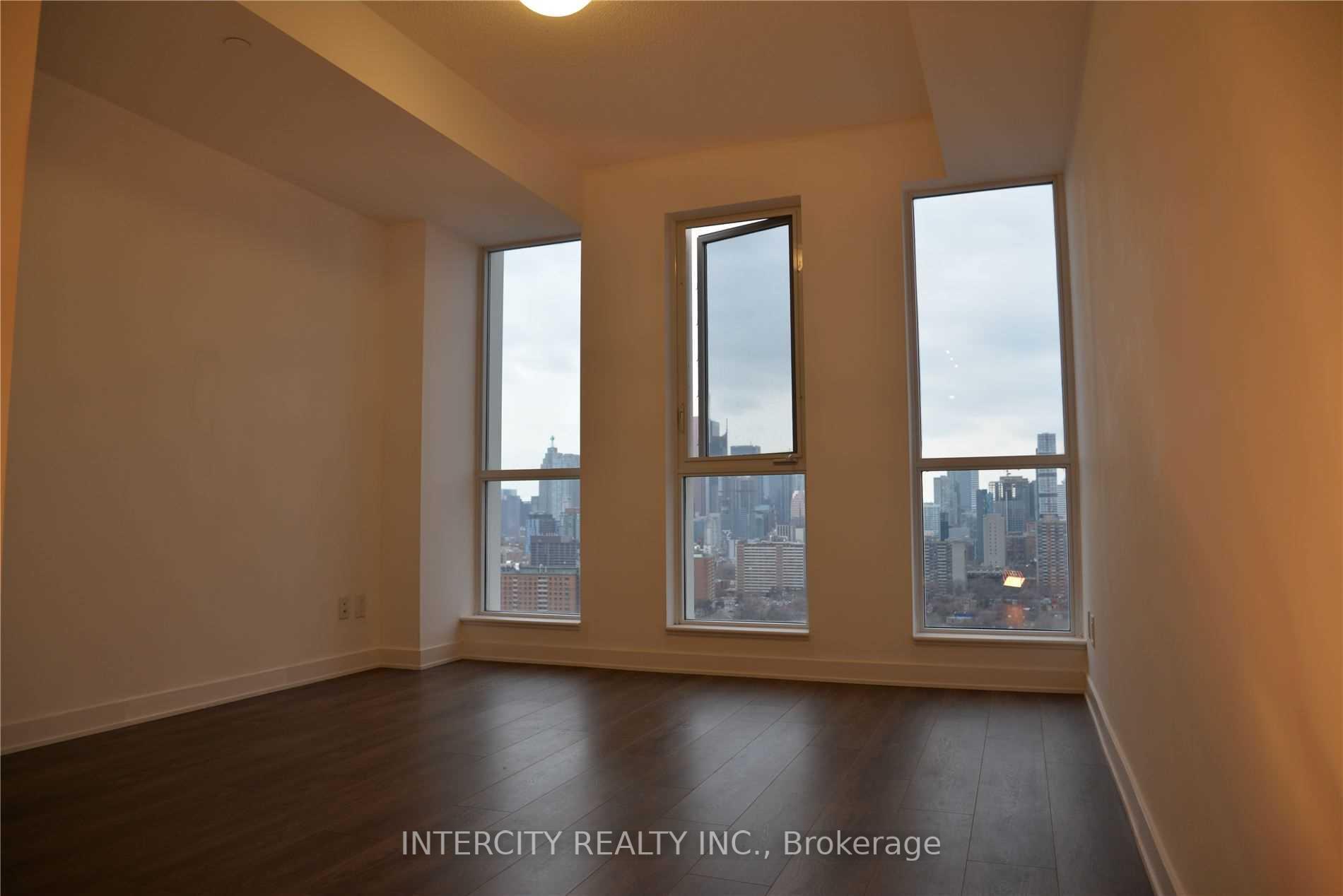 Photo 5 of Unit 1406, 55 Regent Park Boulevard, Toronto, Regent Park — HOMEH