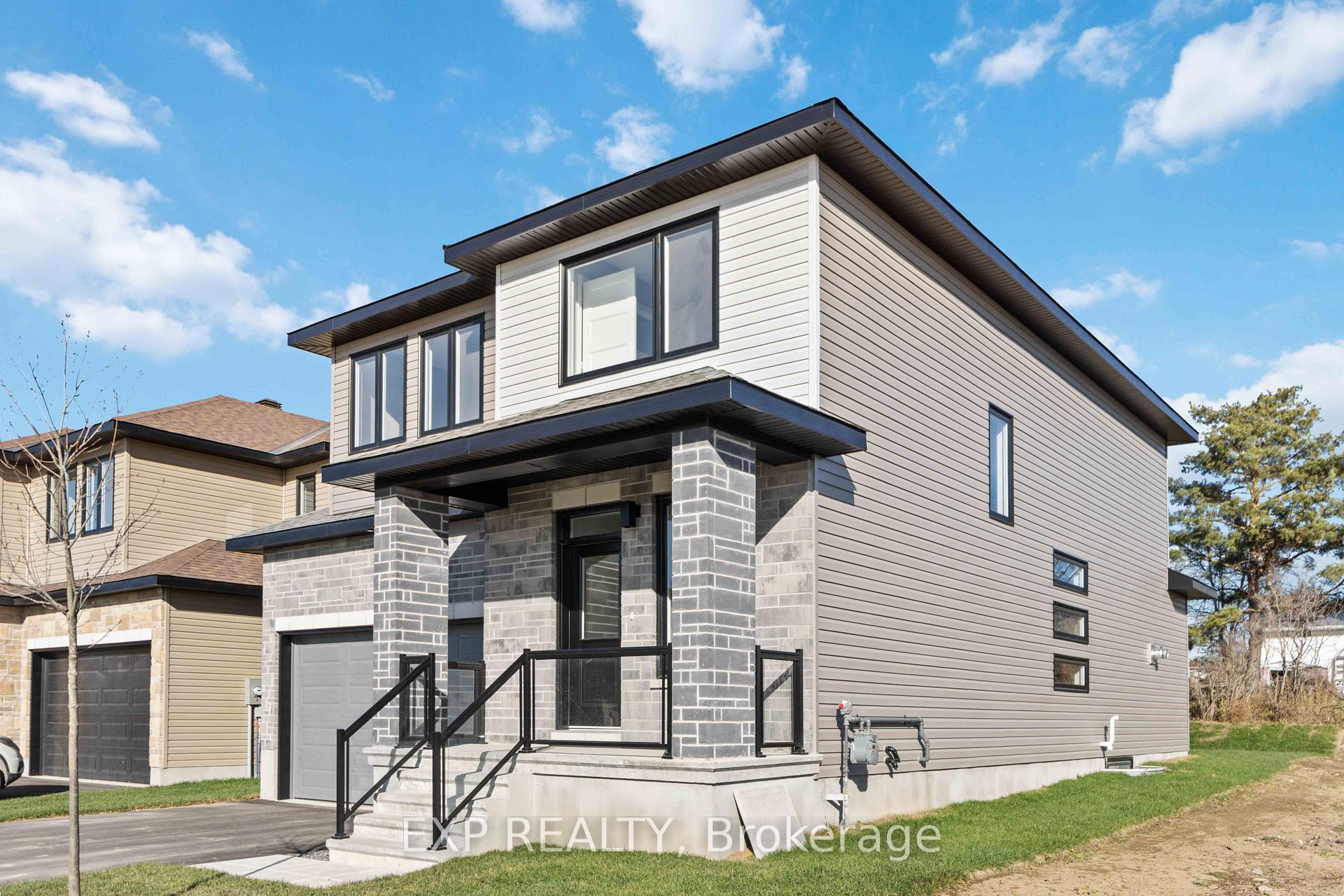 Photo 2 of 113 O Donovan Drive N, Carleton Place — HOMEH