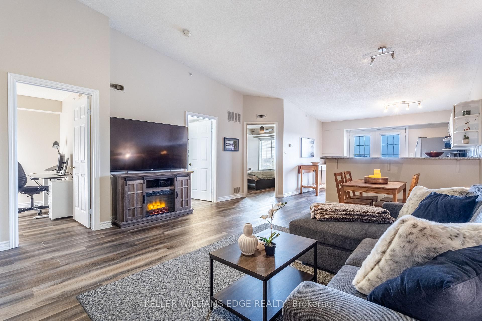 Photo 6 of Unit 407, 1411 Walker's Line, Burlington, Tansley — HOMEH