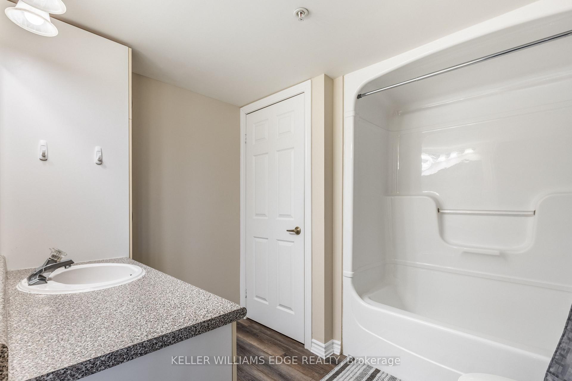Photo 19 of Unit 407, 1411 Walker's Line, Burlington, Tansley — HOMEH