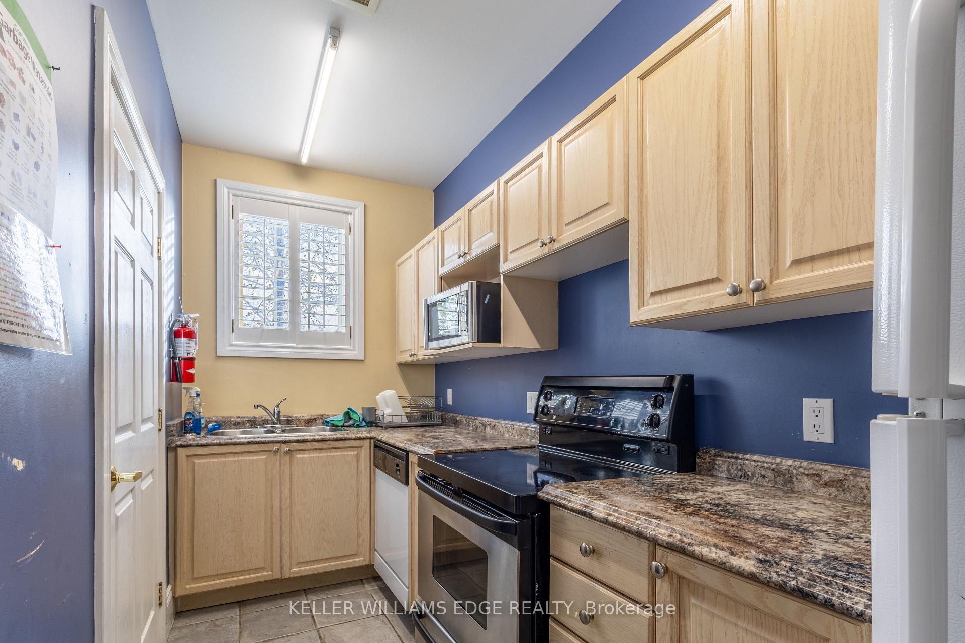 Photo 36 of Unit 407, 1411 Walker's Line, Burlington, Tansley — HOMEH