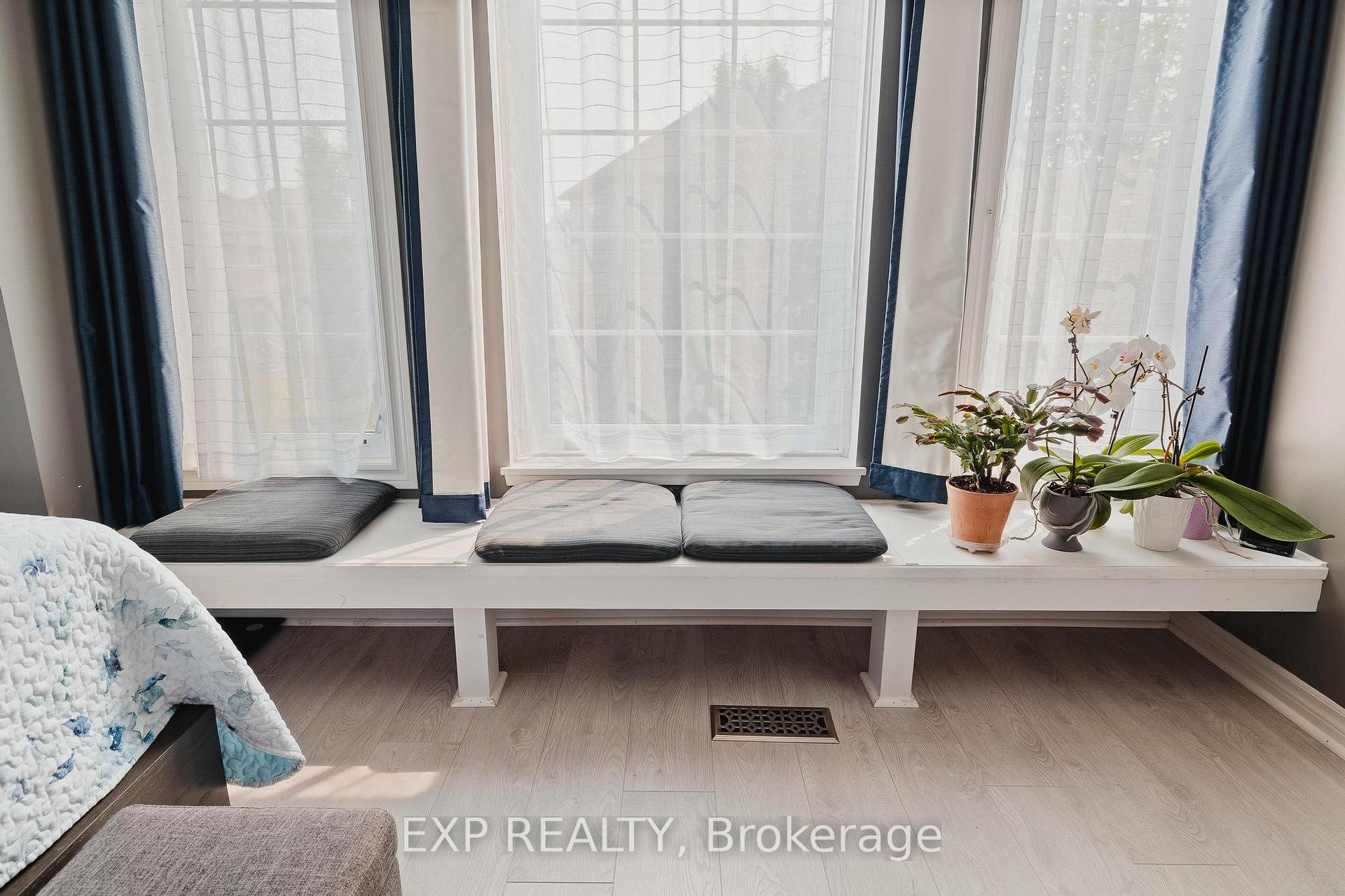 Photo 14 of Unit 11, 555 Chablis Drive, Waterloo — HOMEH