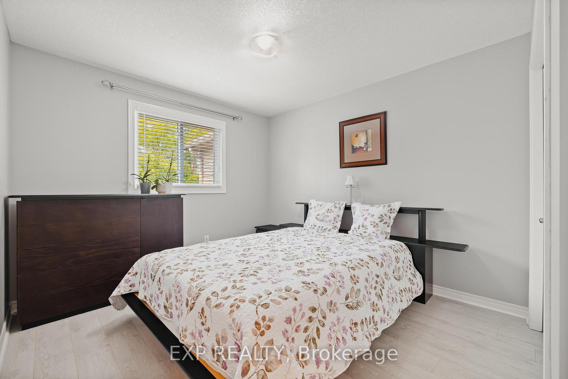 Photo 19 of Unit 11, 555 Chablis Drive, Waterloo — HOMEH