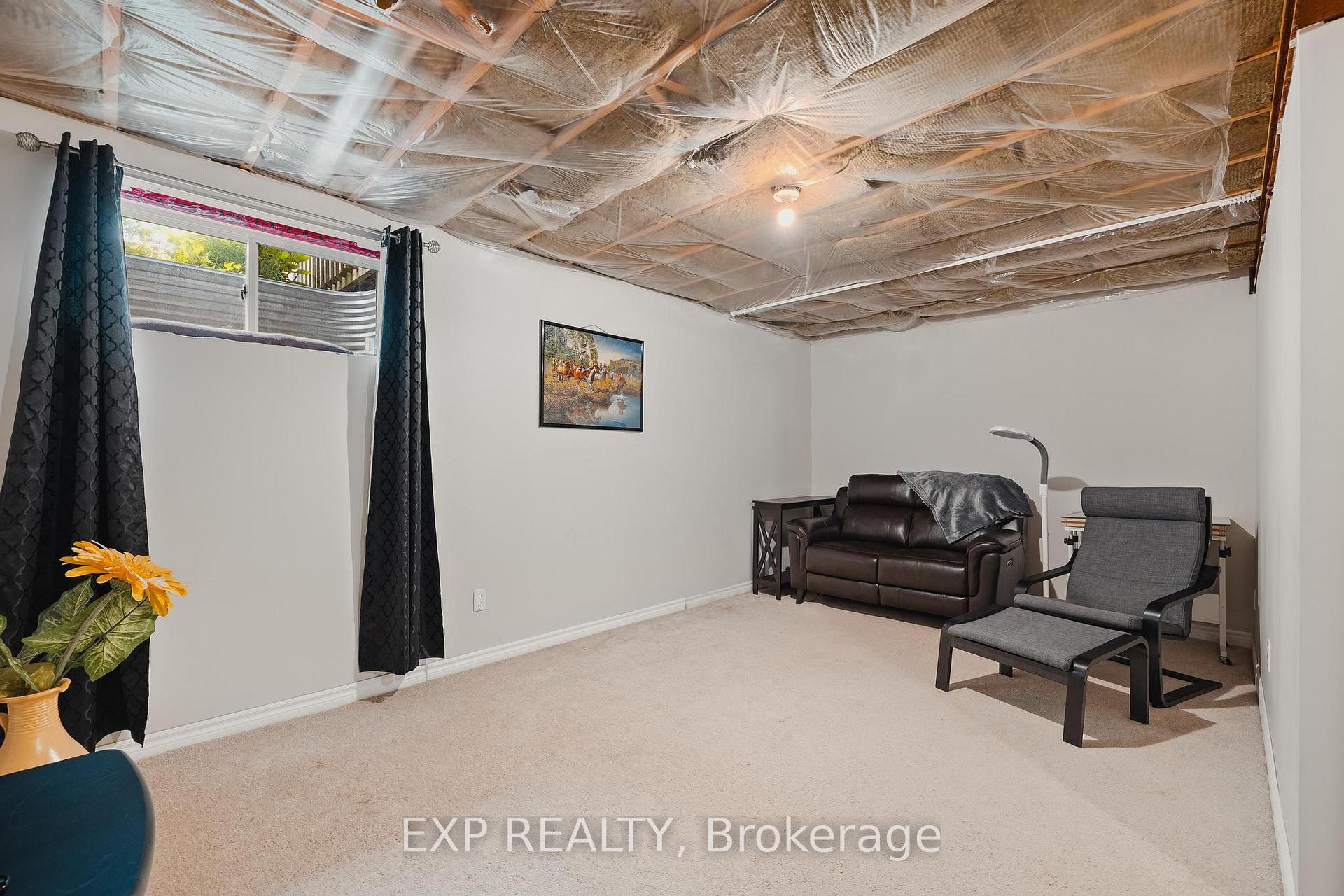 Photo 21 of Unit 11, 555 Chablis Drive, Waterloo — HOMEH