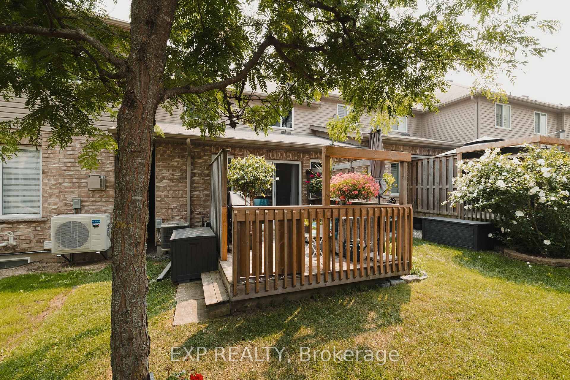 Photo 25 of Unit 11, 555 Chablis Drive, Waterloo — HOMEH