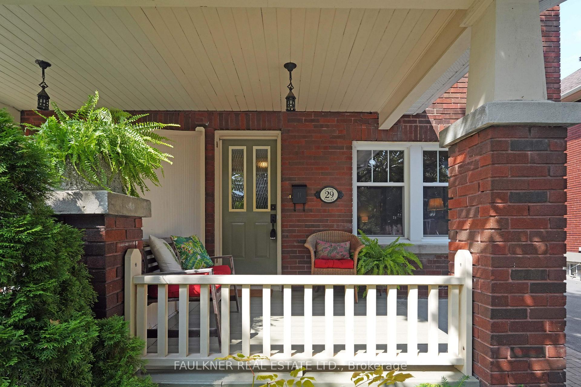 Photo 2 of 29 Clegg Street, Ottawa, Ottawa East — HOMEH