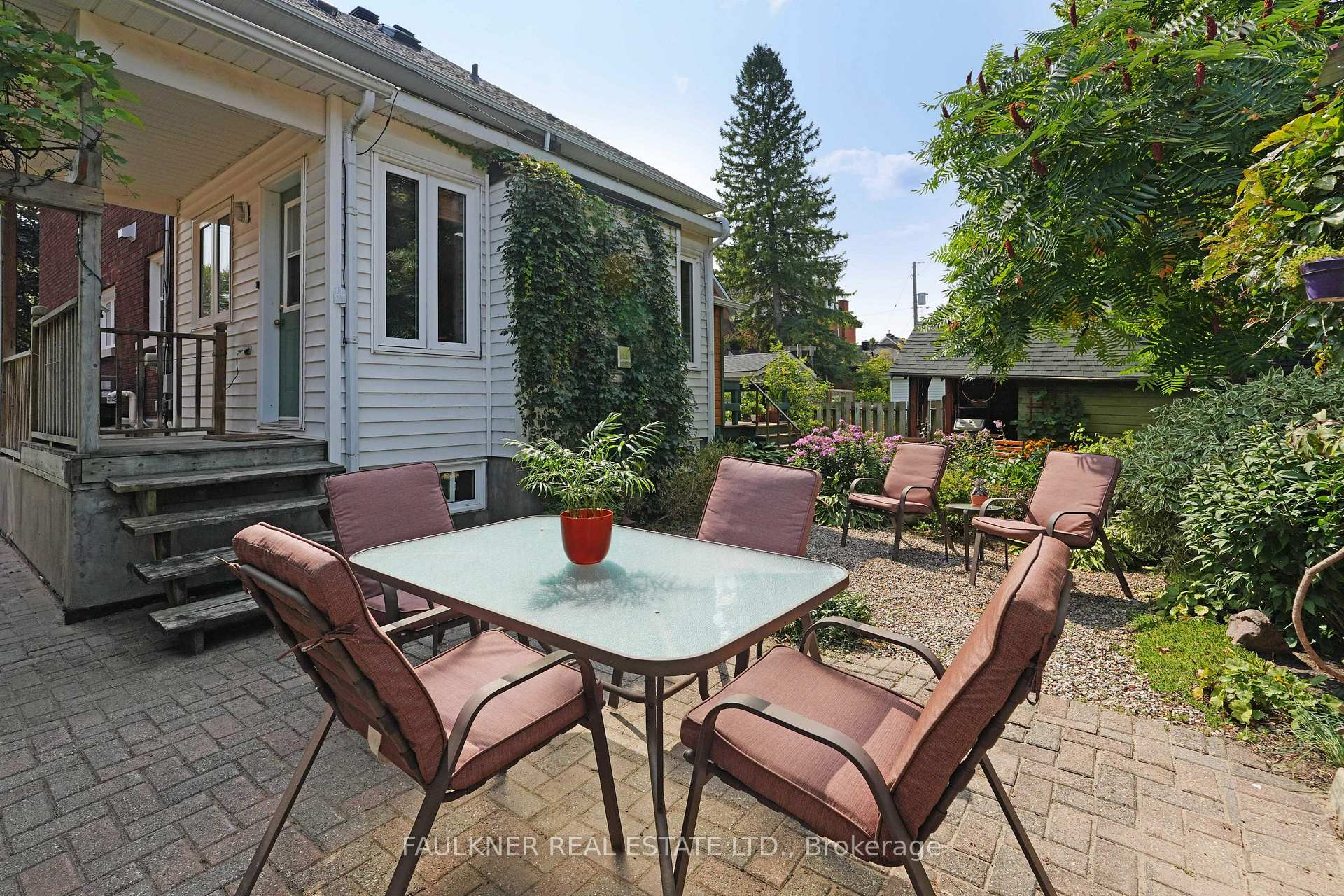 Photo 14 of 29 Clegg Street, Ottawa, Ottawa East — HOMEH