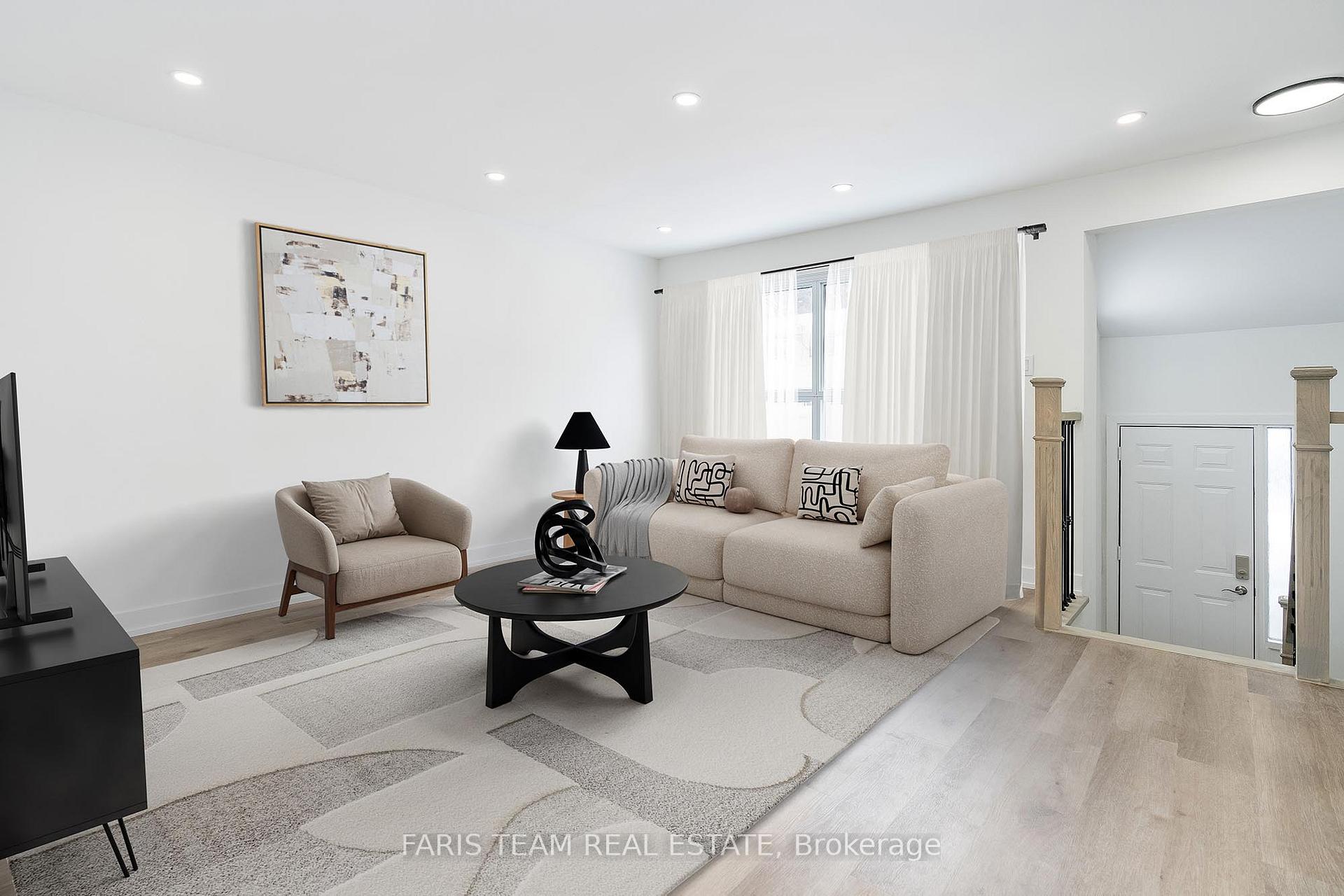 Photo 8 of Unit L6, 63 Ferris Lane, Barrie, Cundles East — HOMEH