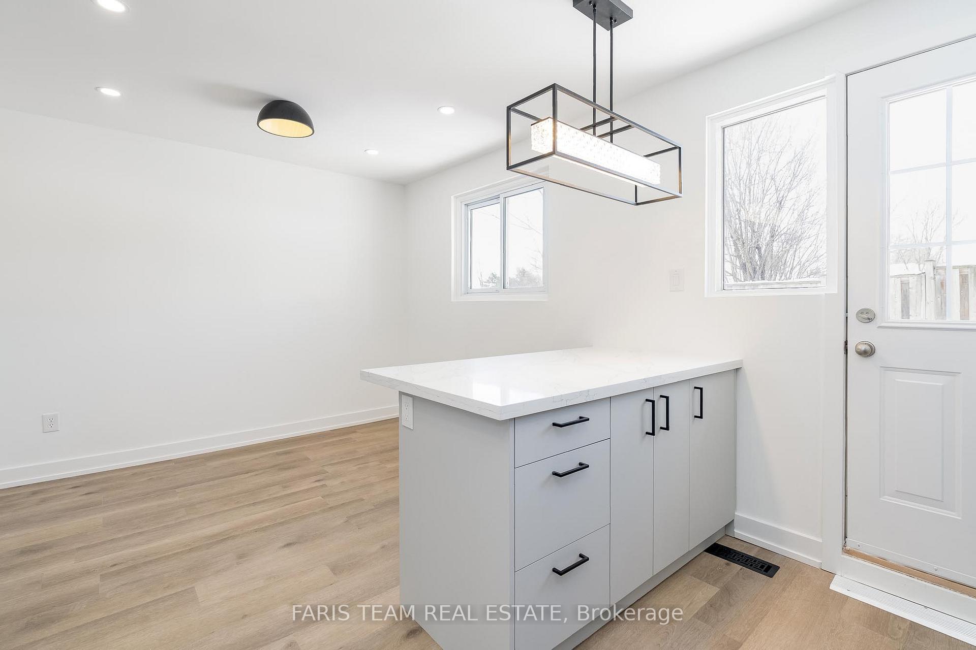 Photo 9 of Unit L6, 63 Ferris Lane, Barrie, Cundles East — HOMEH