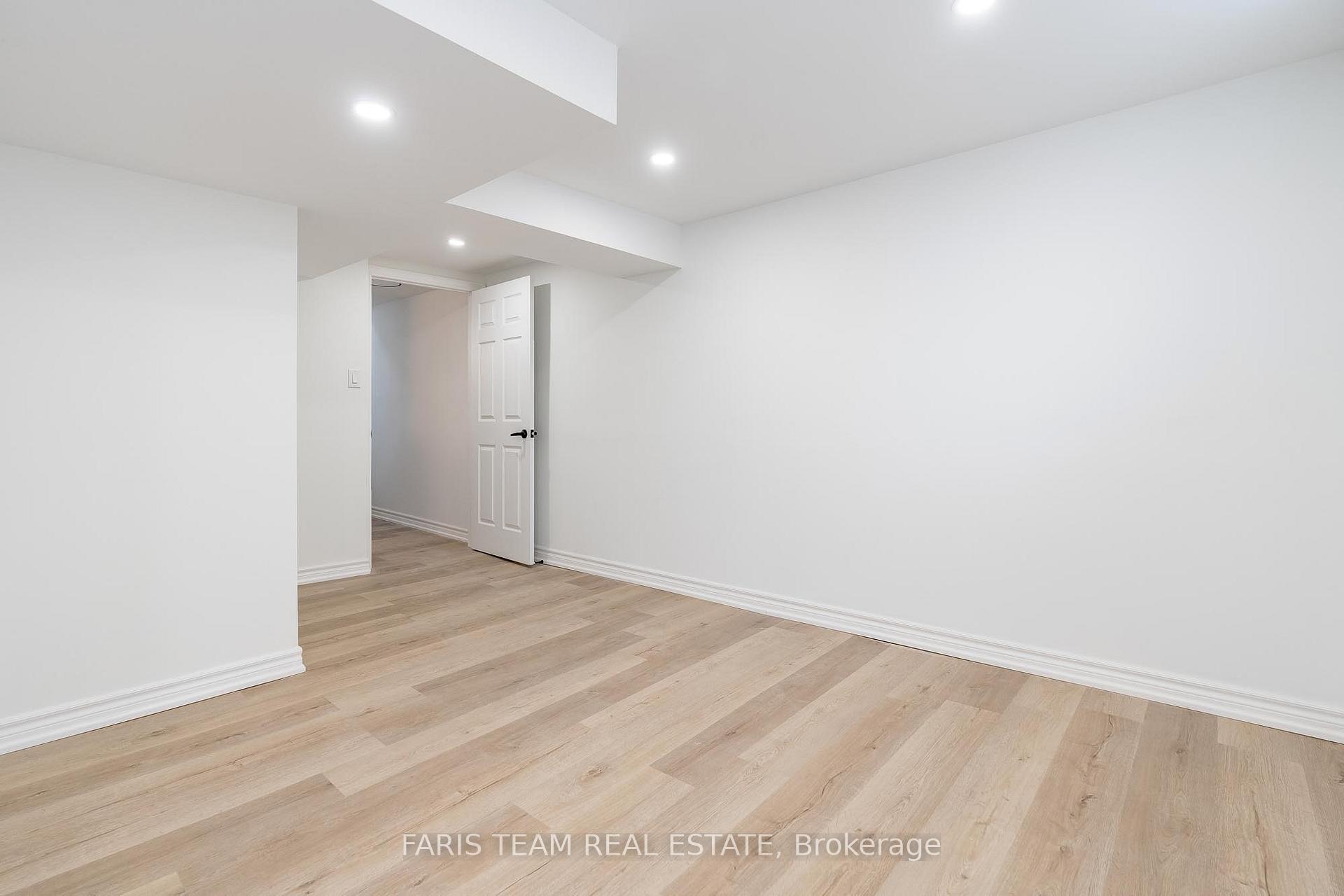 Photo 22 of Unit L6, 63 Ferris Lane, Barrie, Cundles East — HOMEH