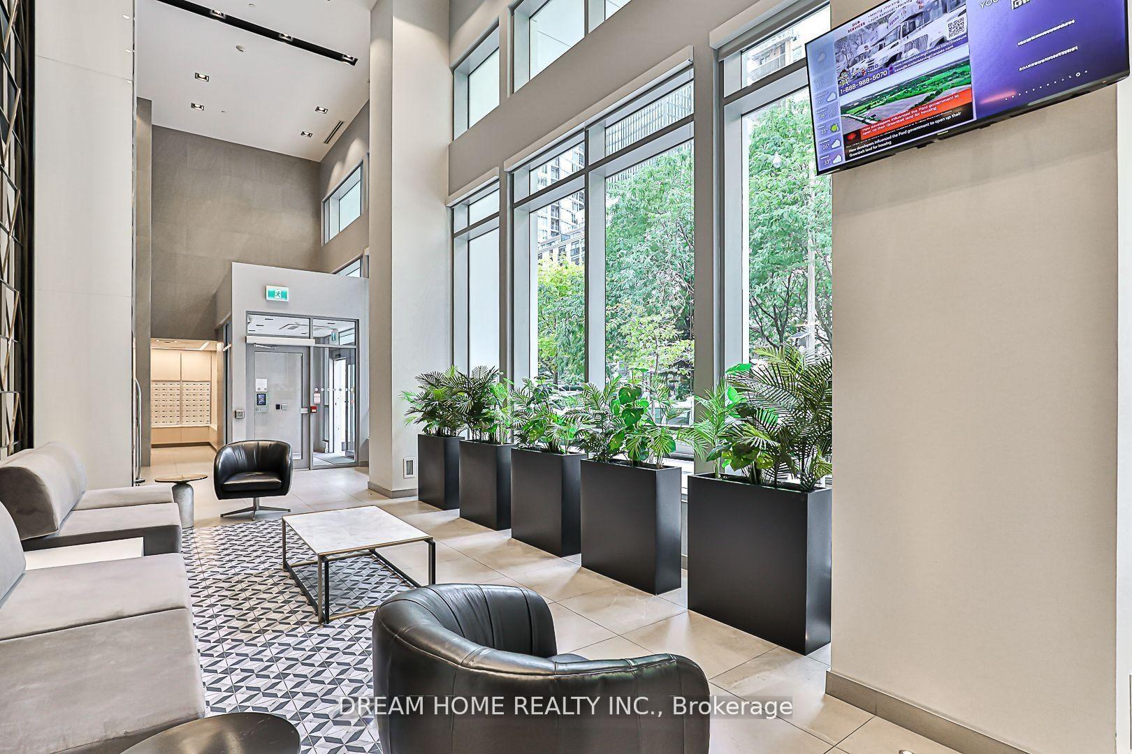 Photo 2 of Unit 413, 77 Mutual Street, Toronto, Church-Yonge Corridor — HOMEH