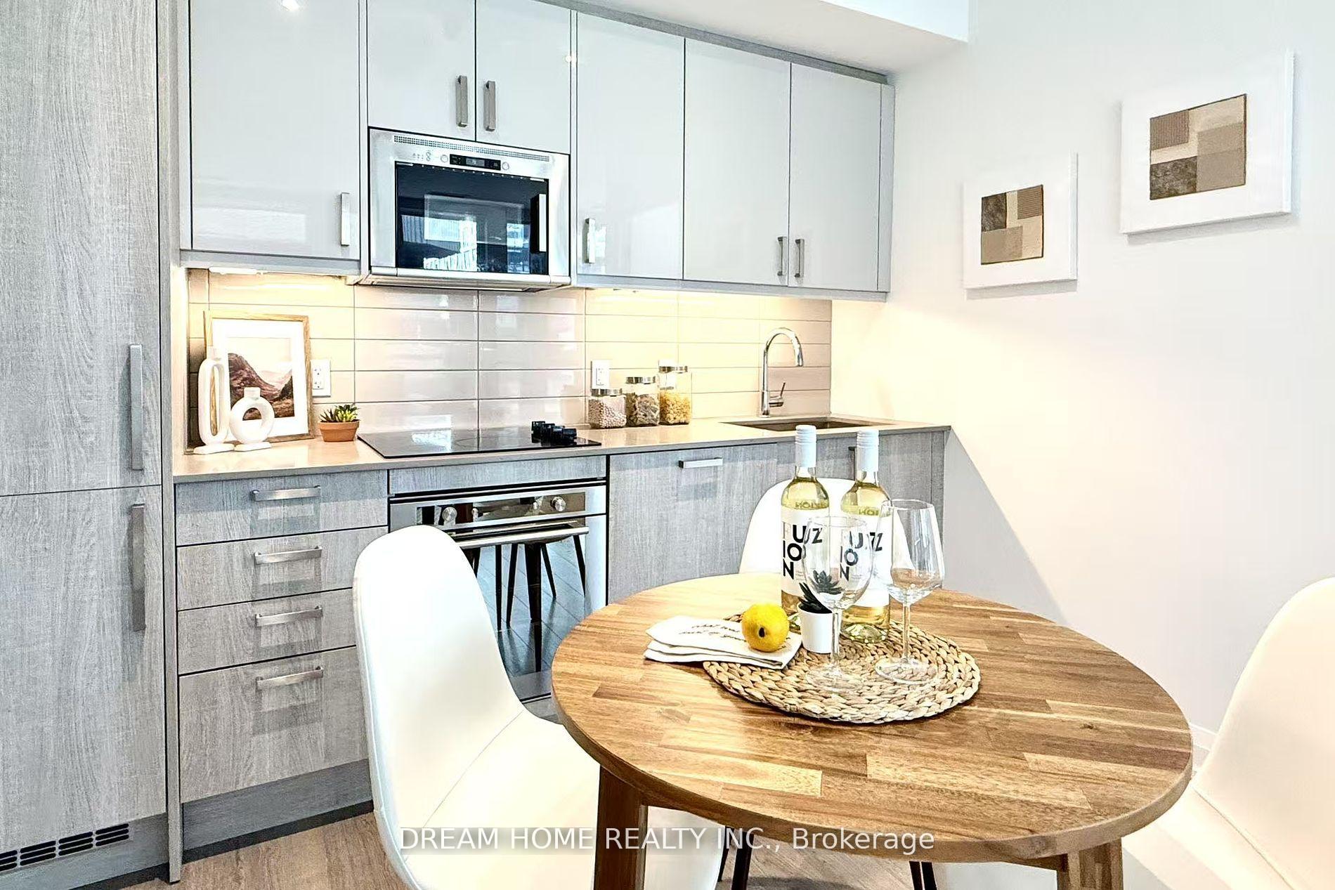Photo 14 of Unit 413, 77 Mutual Street, Toronto, Church-Yonge Corridor — HOMEH