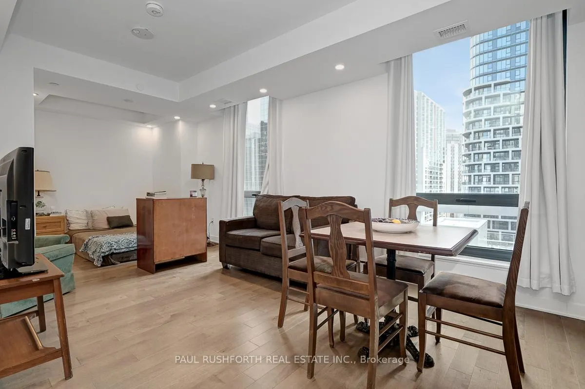 Photo 8 of Unit 1208, 340 Queen Street, Ottawa, Ottawa Centre — HOMEH