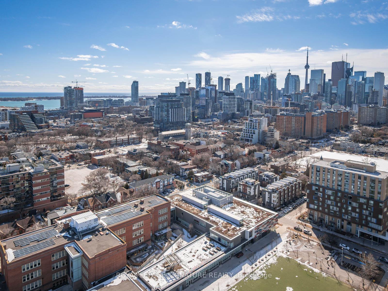 Photo 34 of Unit 2802, 55 Regent Park Boulevard, Toronto, Regent Park — HOMEH