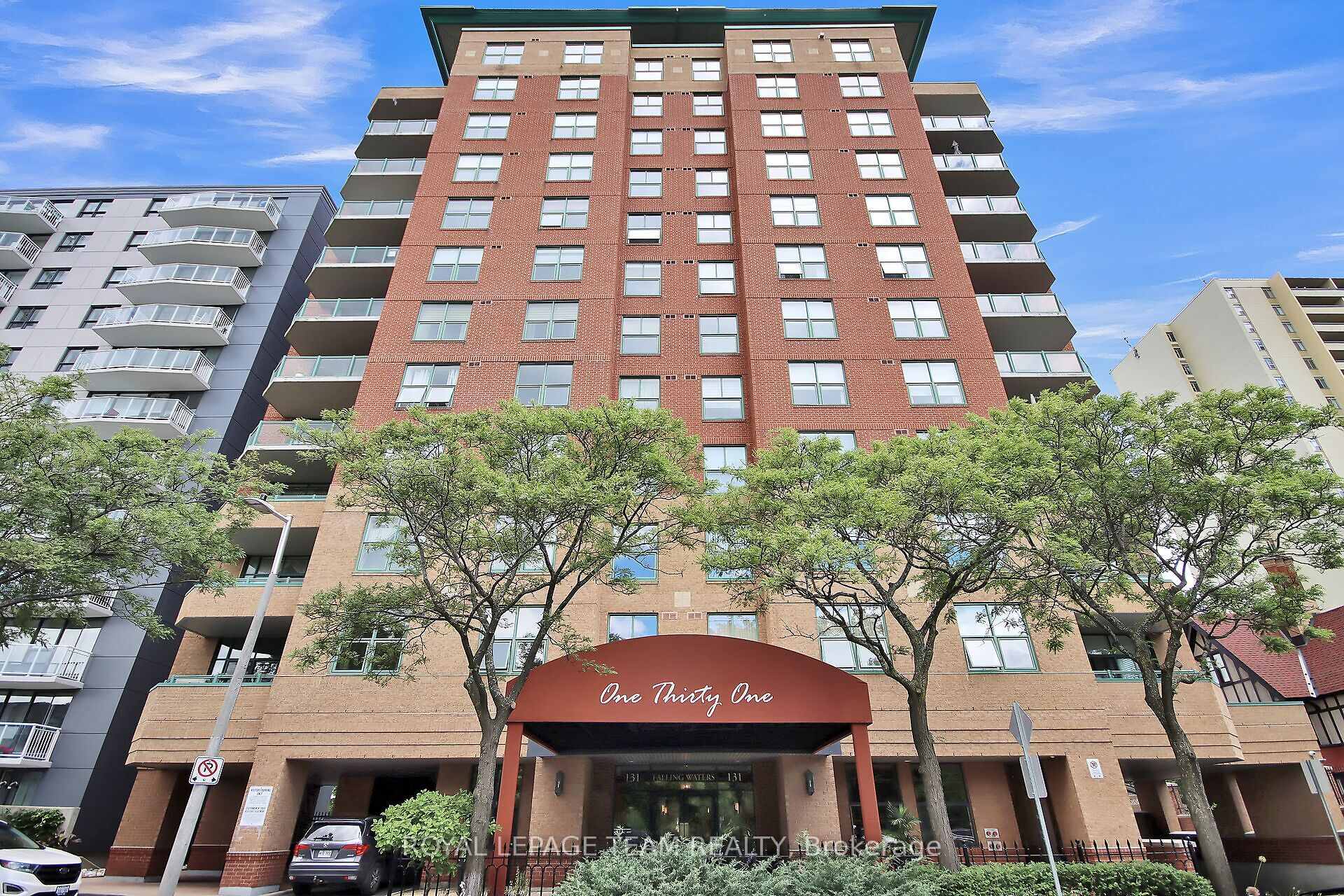 Front of Unit 804, 131 Wurtemburg Street