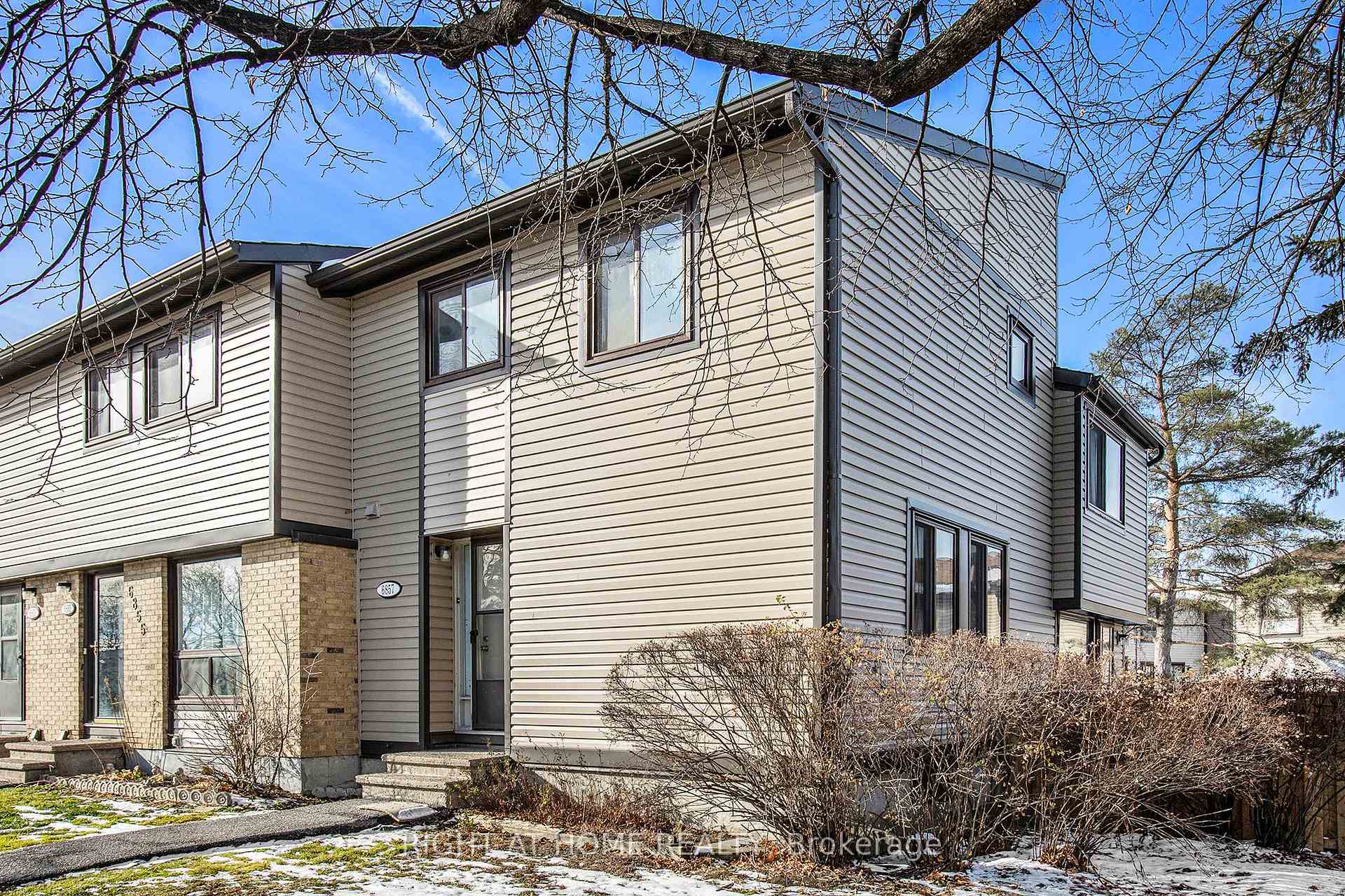 Photo 2 of Unit 26, 6857 Bilberry Drive S, Ottawa, Convent Glen North — HOMEH