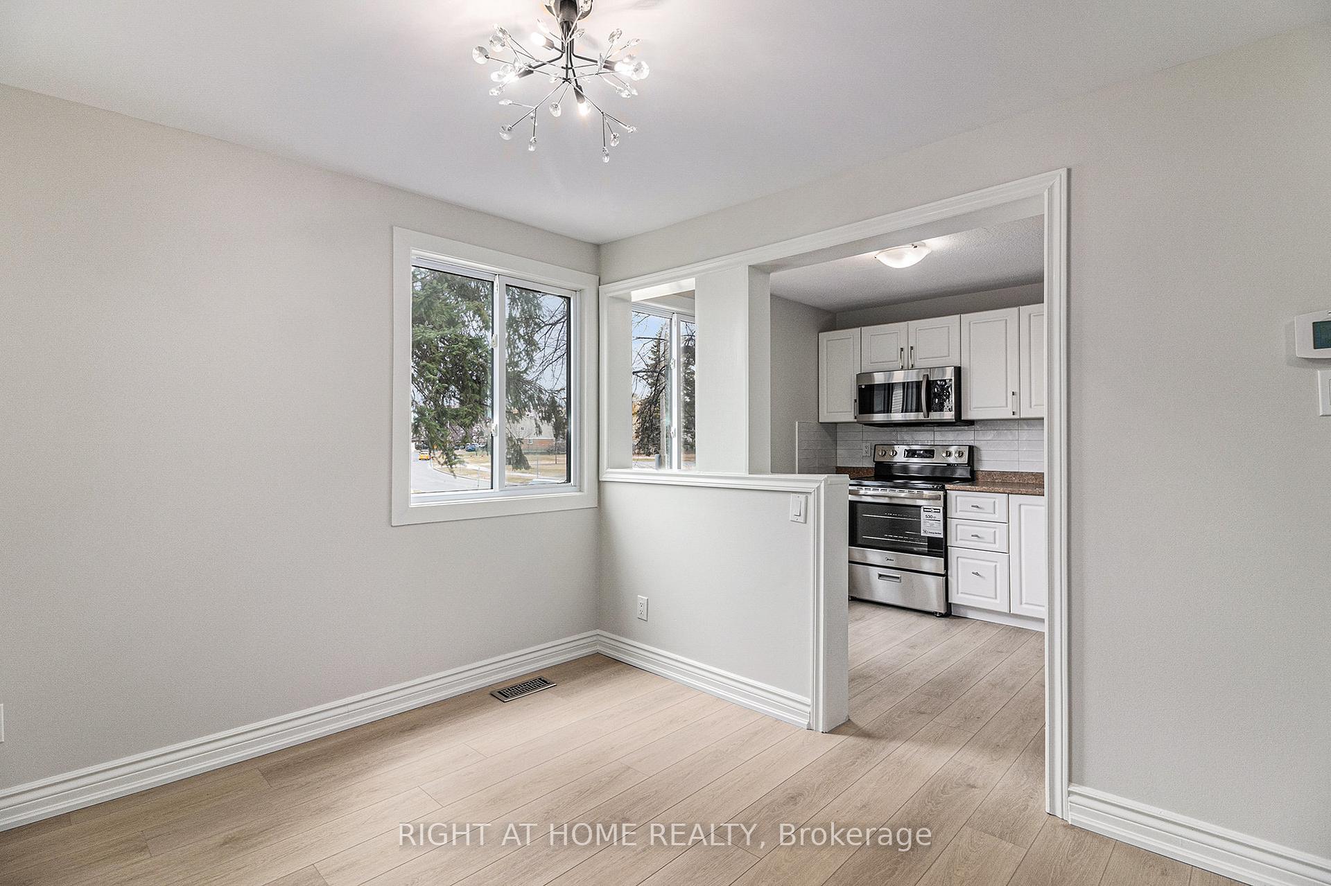 Photo 11 of Unit 26, 6857 Bilberry Drive S, Ottawa, Convent Glen North — HOMEH