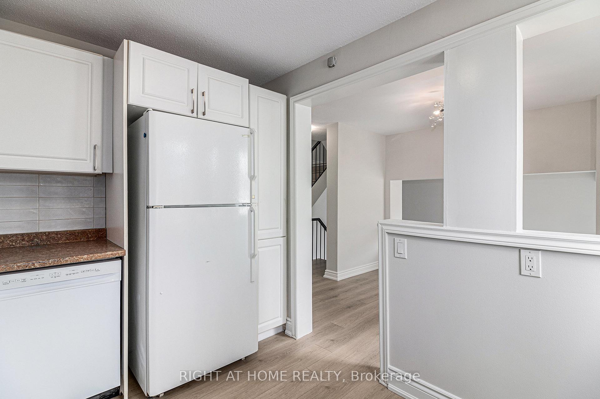 Photo 13 of Unit 26, 6857 Bilberry Drive S, Ottawa, Convent Glen North — HOMEH