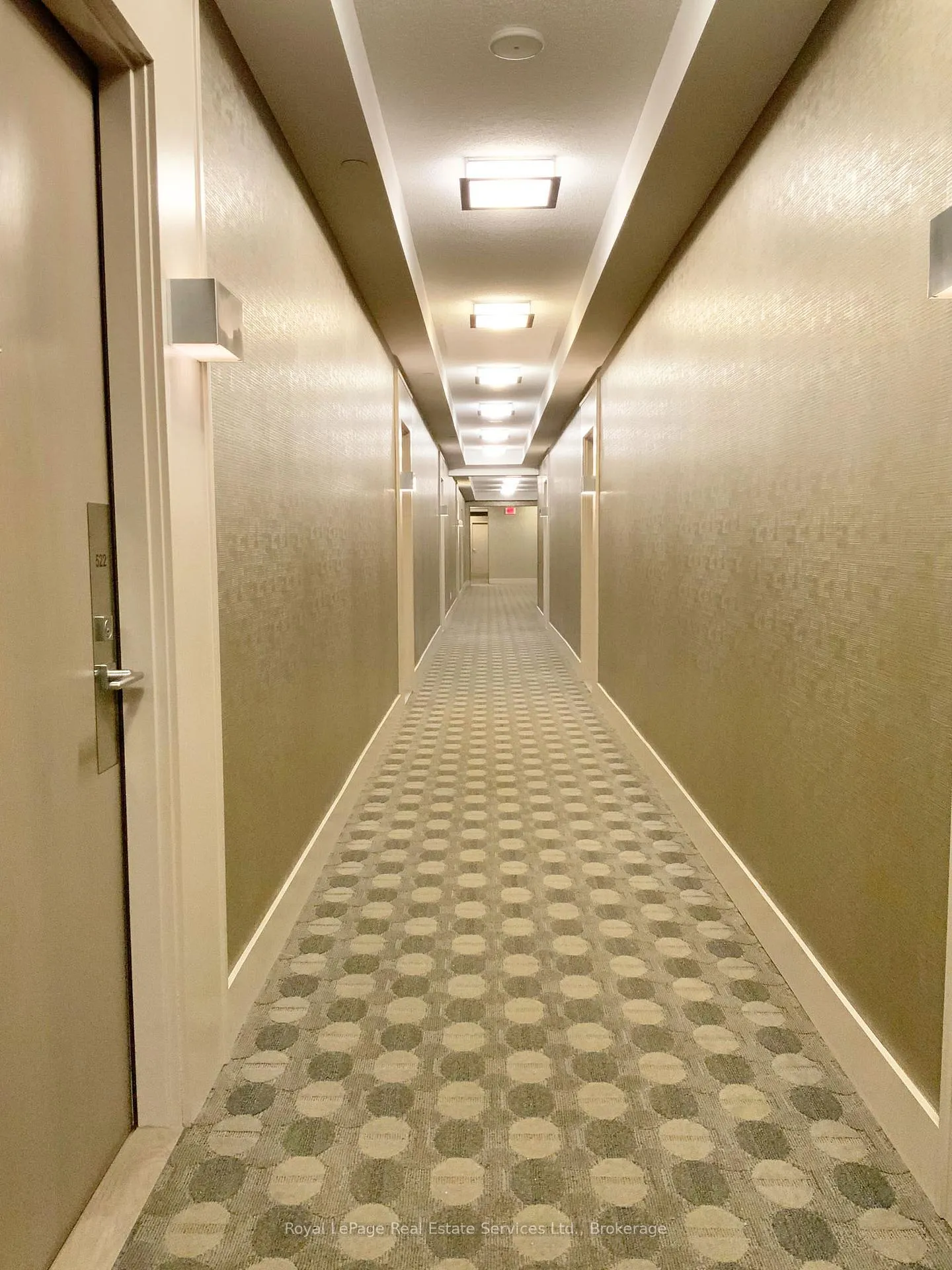 Photo 3 of Unit 507, 7167 Yonge Street, Markham, Grandview — HOMEH