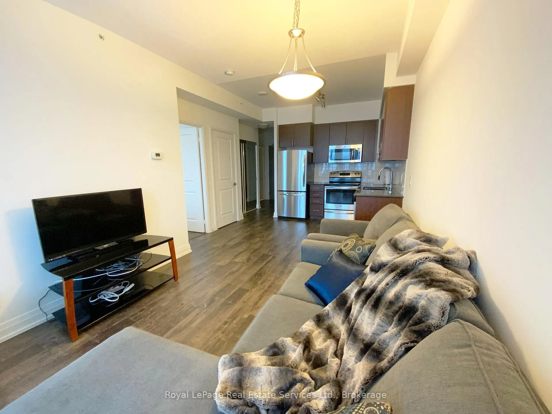 Photo 4 of Unit 507, 7167 Yonge Street, Markham, Grandview — HOMEH
